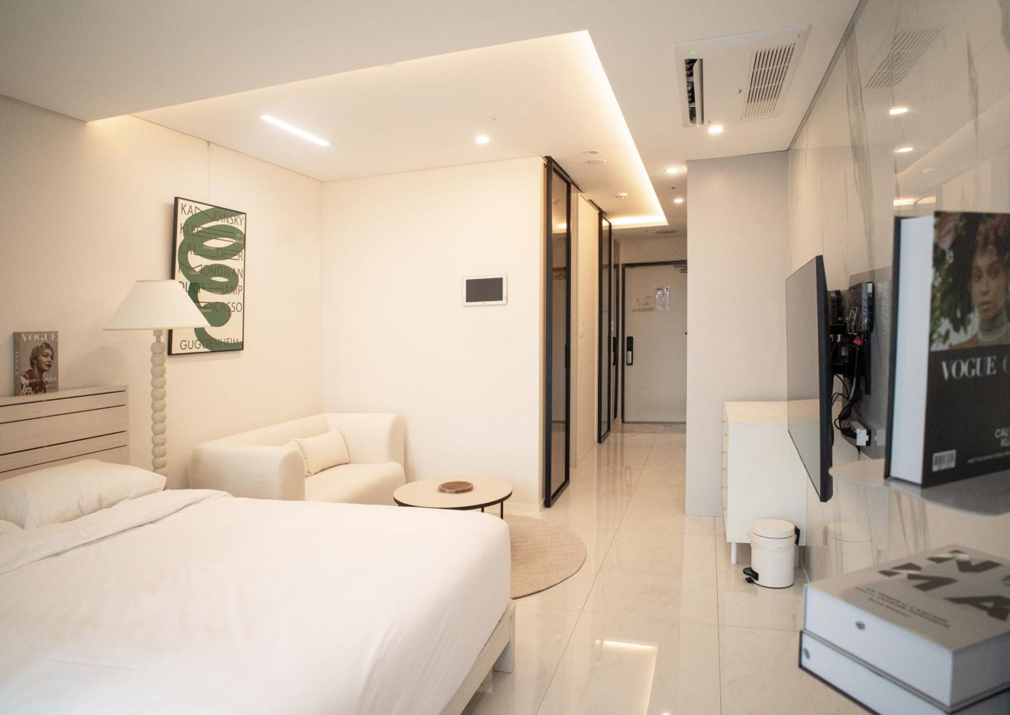 Uh Flat The Seocho Apartment *