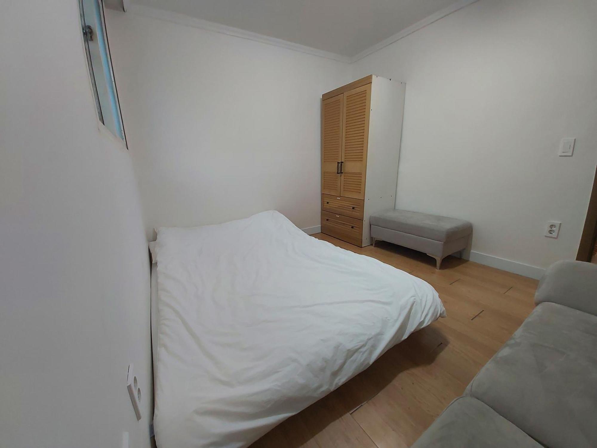 10m Walk From Station Apartment Seoul