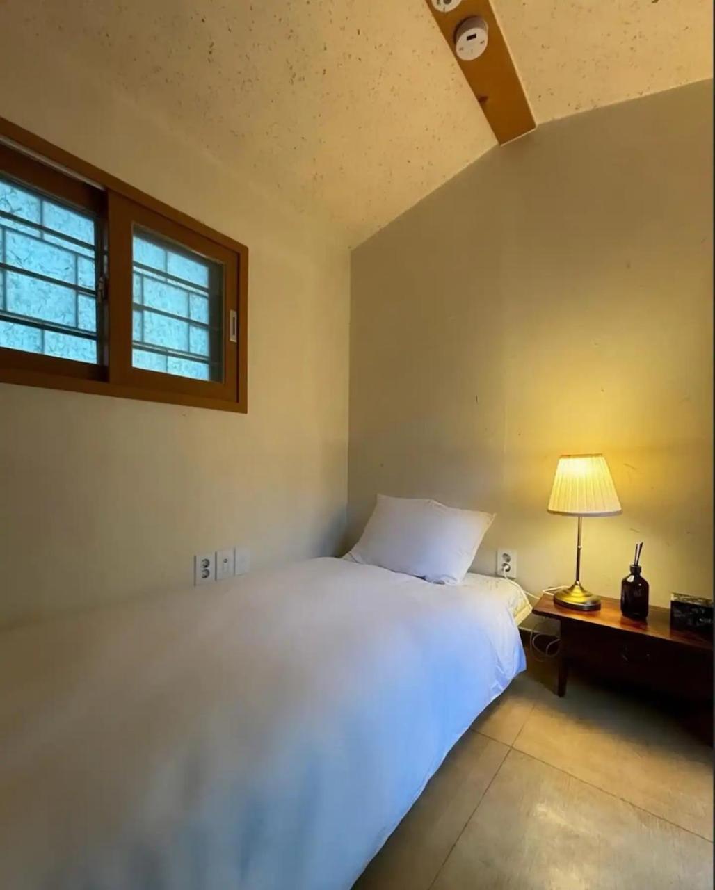 Joongrimjae - Hanok Holiday home Seoul