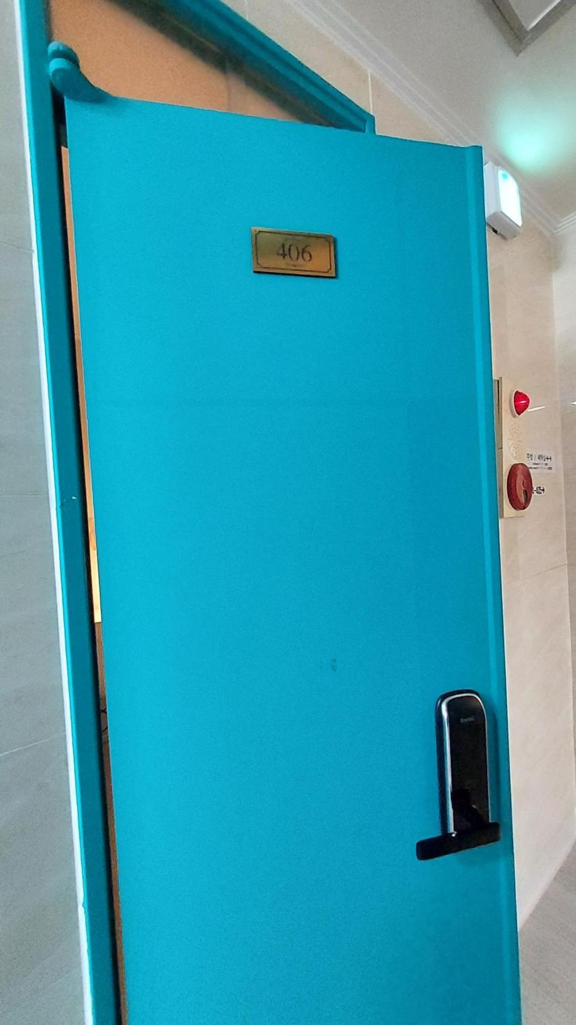 Only For Woman - Sadang House