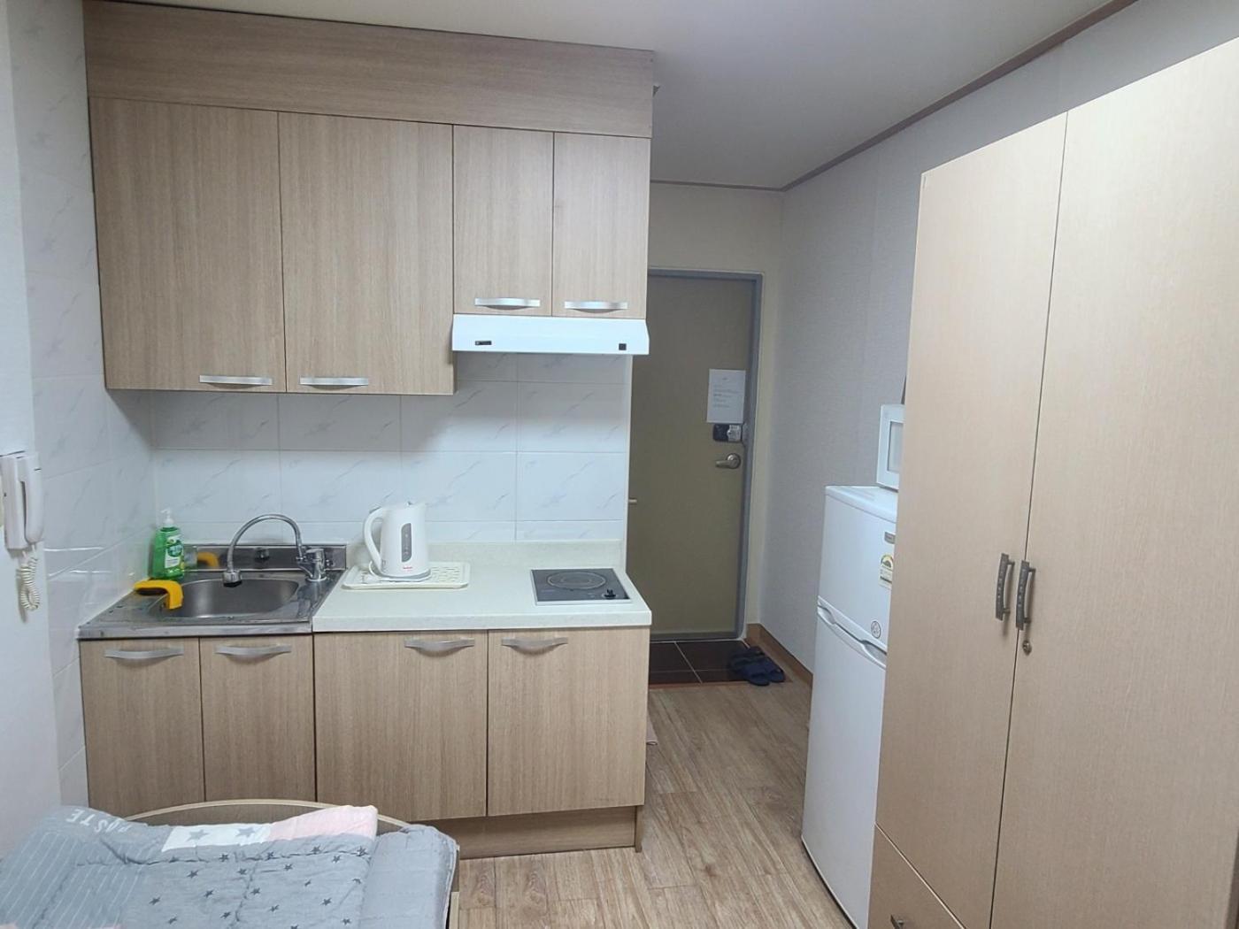 Hongdae, Sinchon Yeonhui House Guest house Seoul