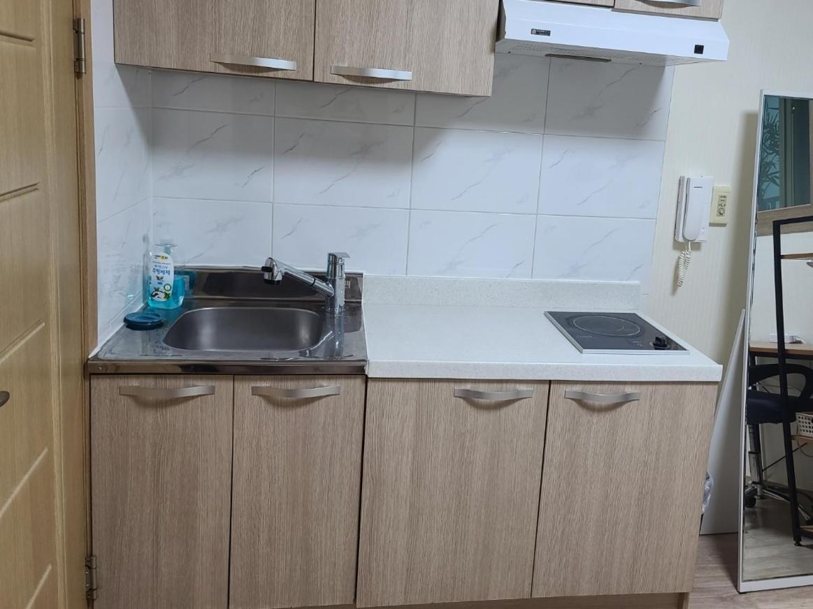 Guest house Hongdae, Sinchon Yeonhui House Seoul