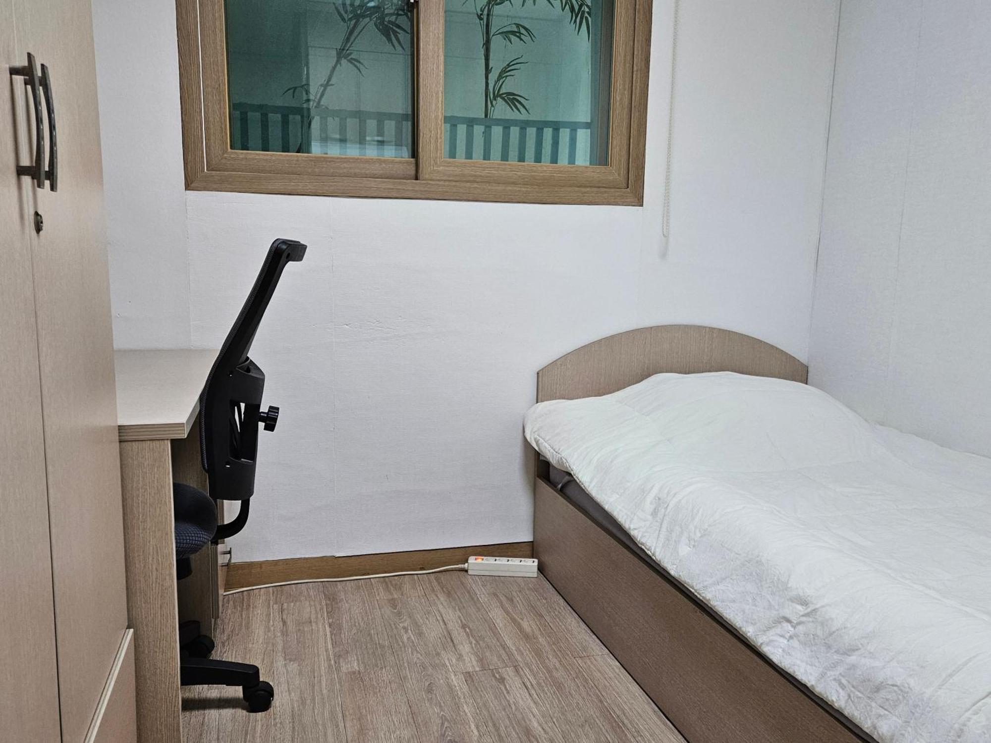 Guest house Hongdae, Sinchon Yeonhui House Seoul