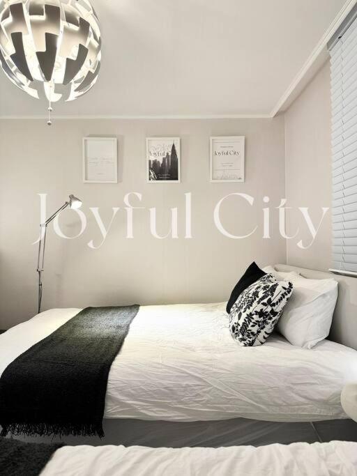 Joyful * Seoul
