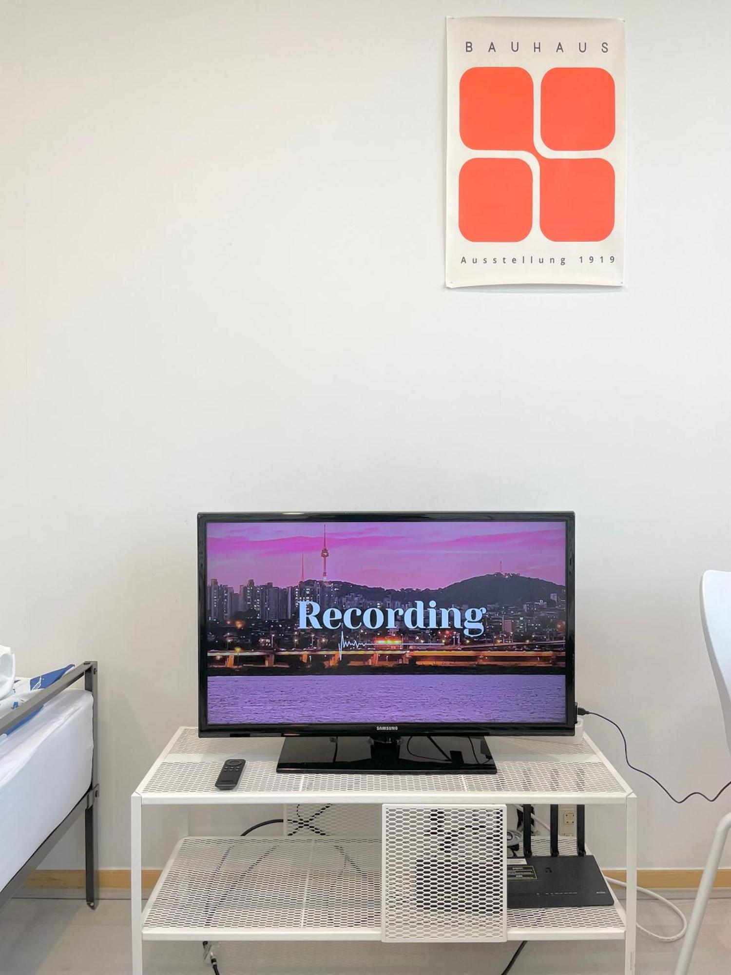New, 1-minute Walk From Hongdae Entrance Station, Great Namsan Tower View