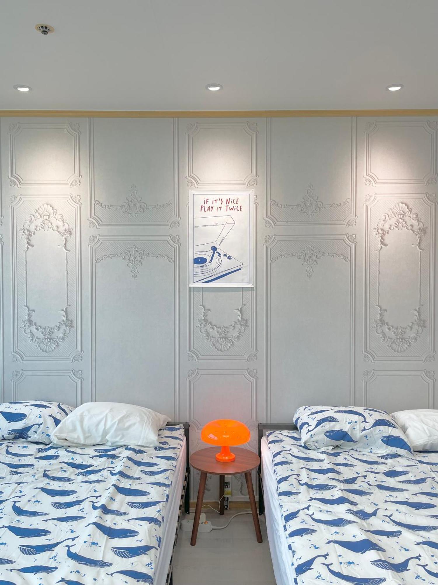 New, 1-minute Walk From Hongdae Entrance Station, Great Namsan Tower View Apartment