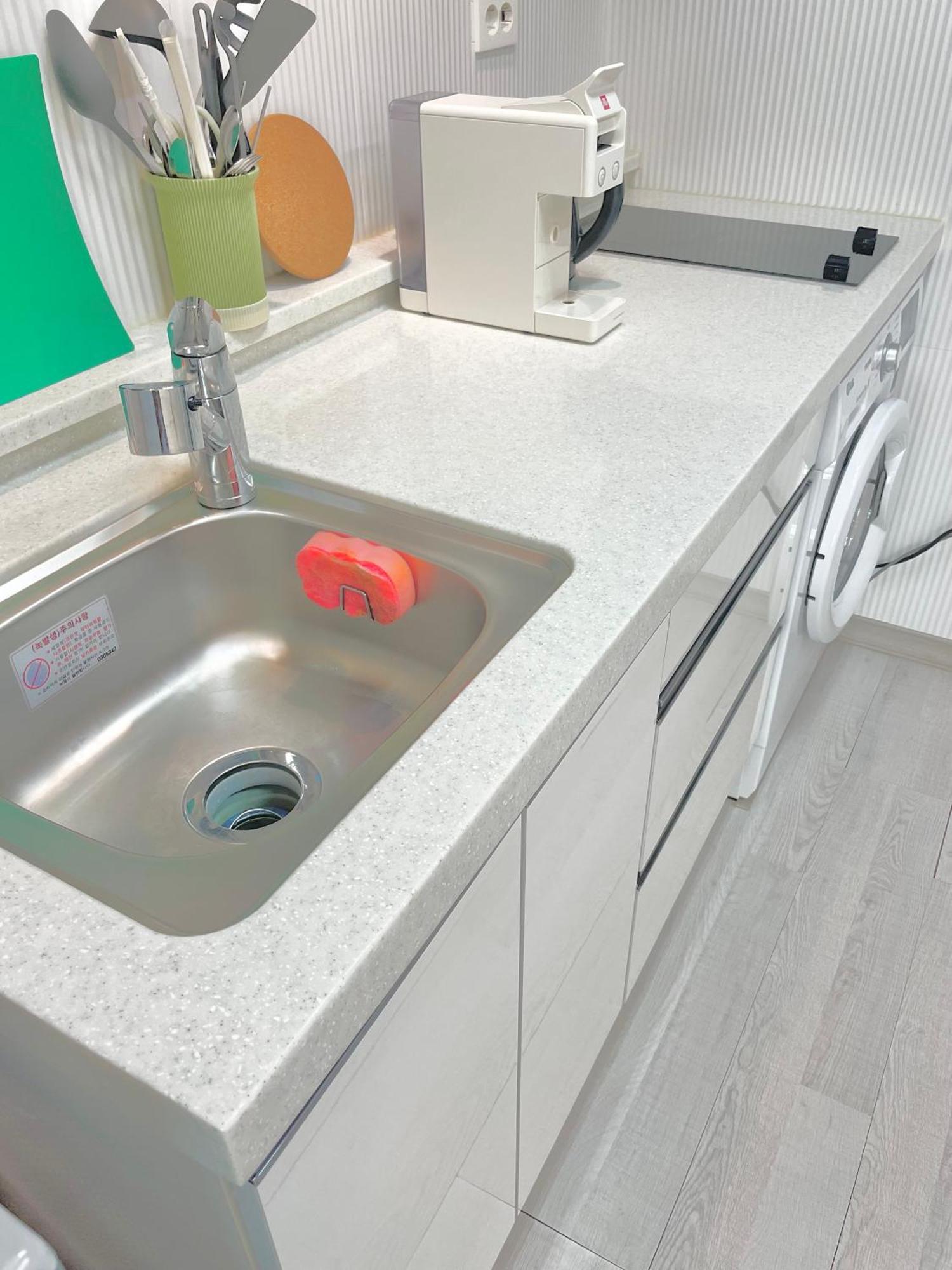 New, 1-minute Walk From Hongdae Entrance Station, Great Namsan Tower View Seoul