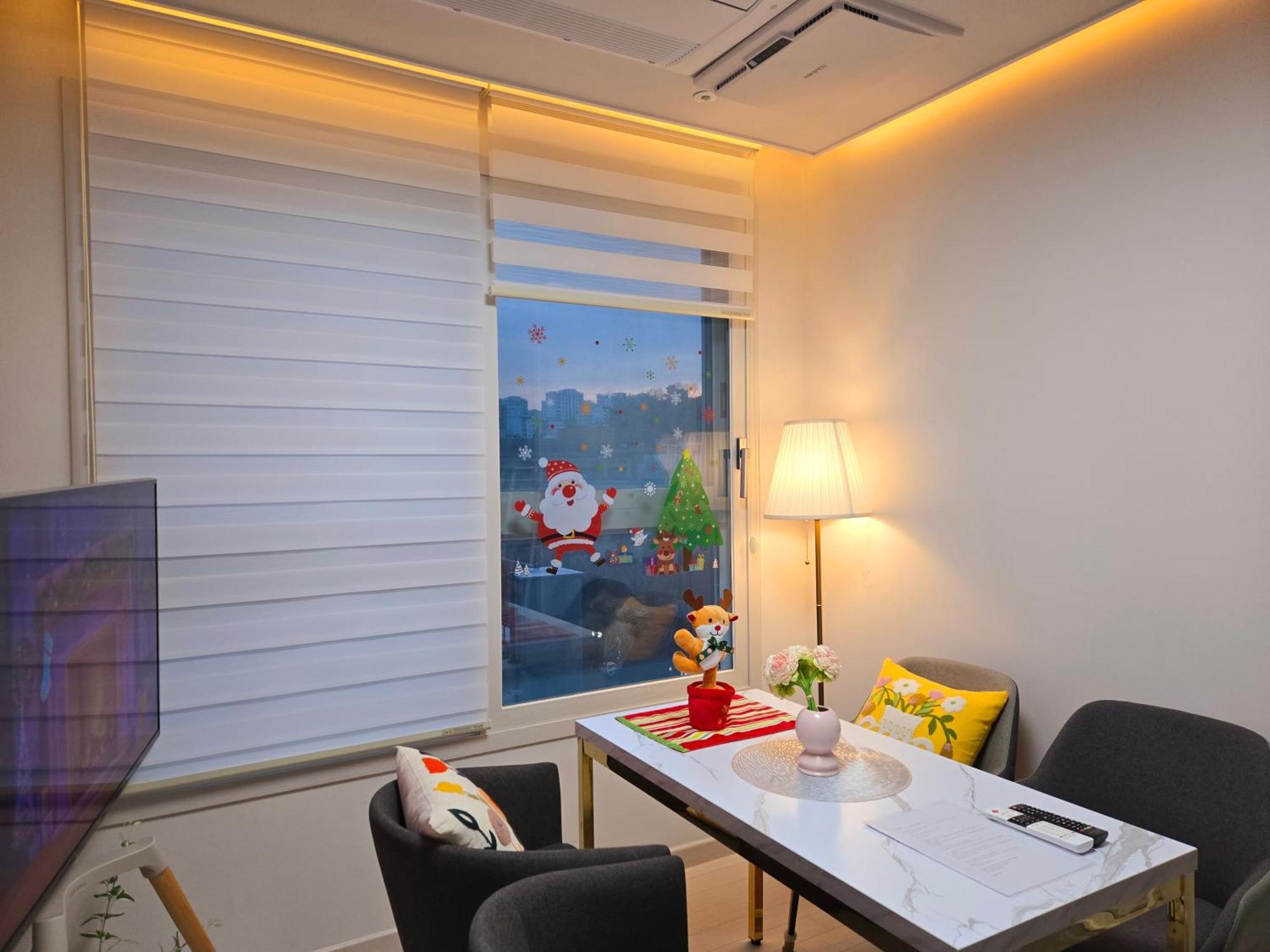 Gamseong House #gimpo Airport 10 Min #hwagok Station #netflix #beamprojet #niceview Apartment *