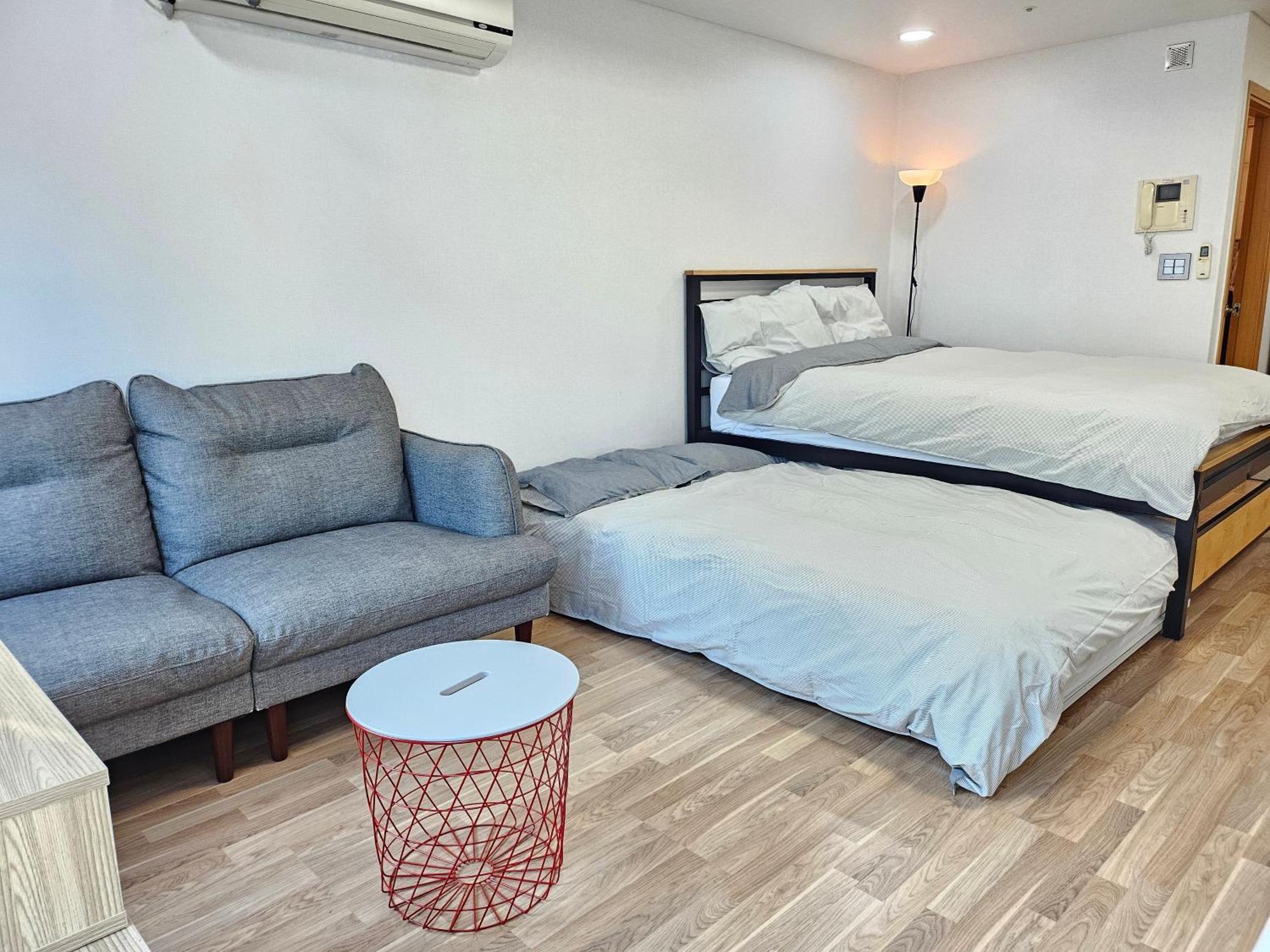 Sunshine House Apartment *