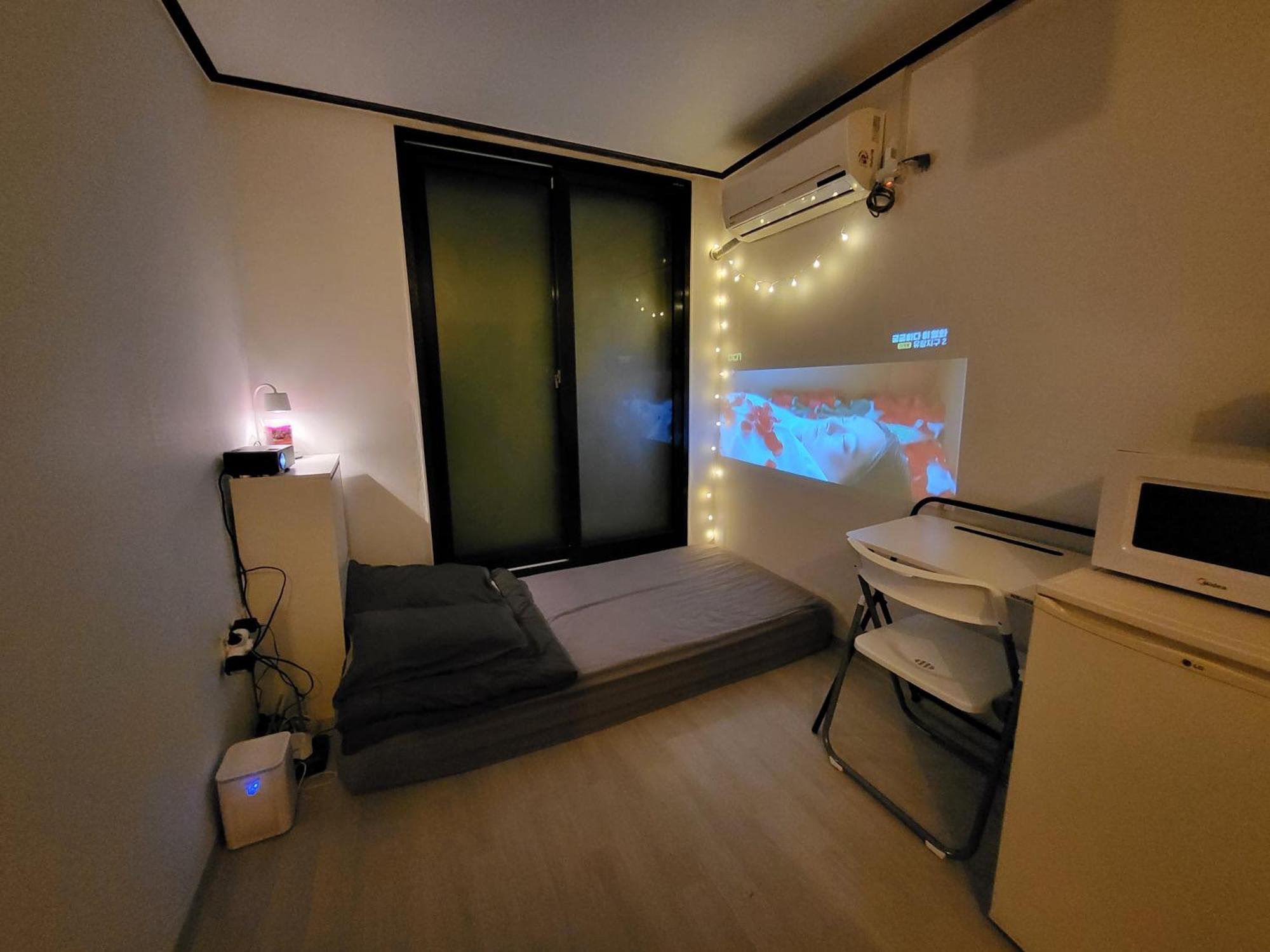 Fully Furnished #bunker, Near Miasageori Subway Station Line 4 *