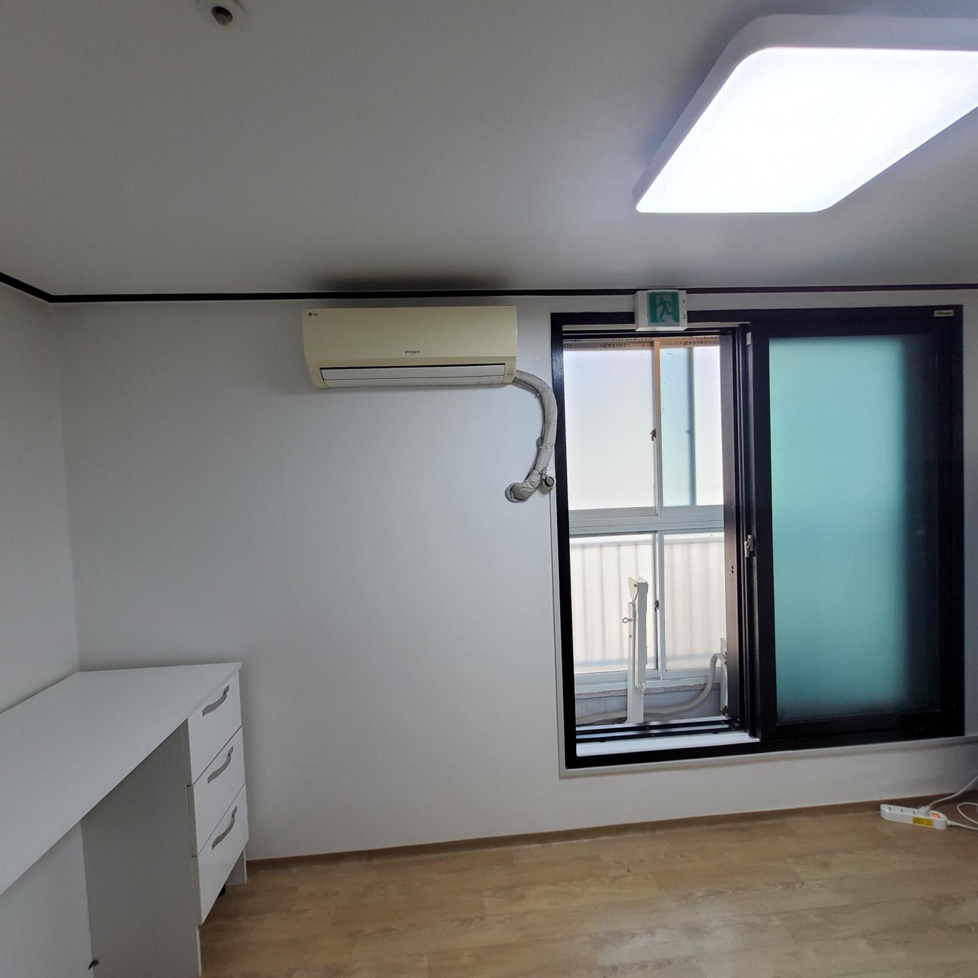 Fully Furnished #bunker, Near Miasageori Subway Station Line 4