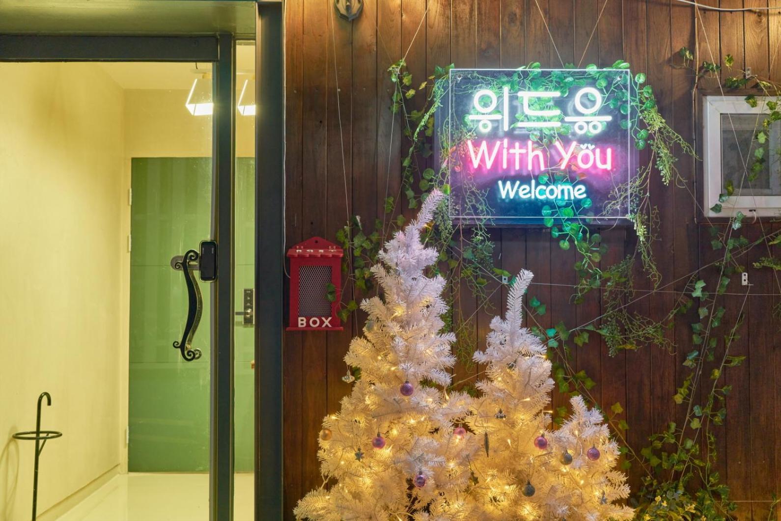 150m From Myeongdong Station, Private Use, Style Interior, Free Korean Ramen