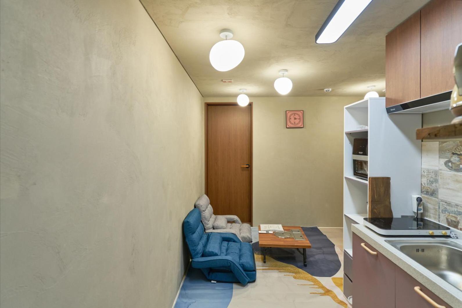 Apartment 150m From Myeongdong Station, Private Use, Style Interior, Free Korean Ramen *