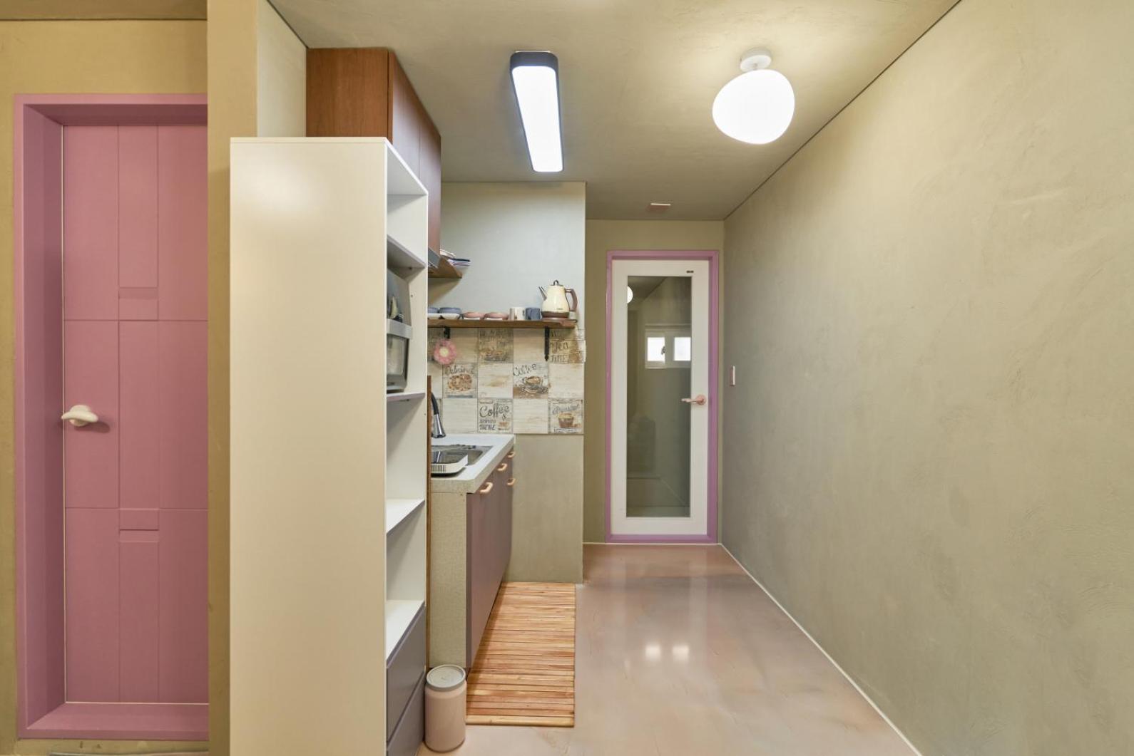 Apartment 150m From Myeongdong Station, Private Use, Style Interior, Free Korean Ramen
