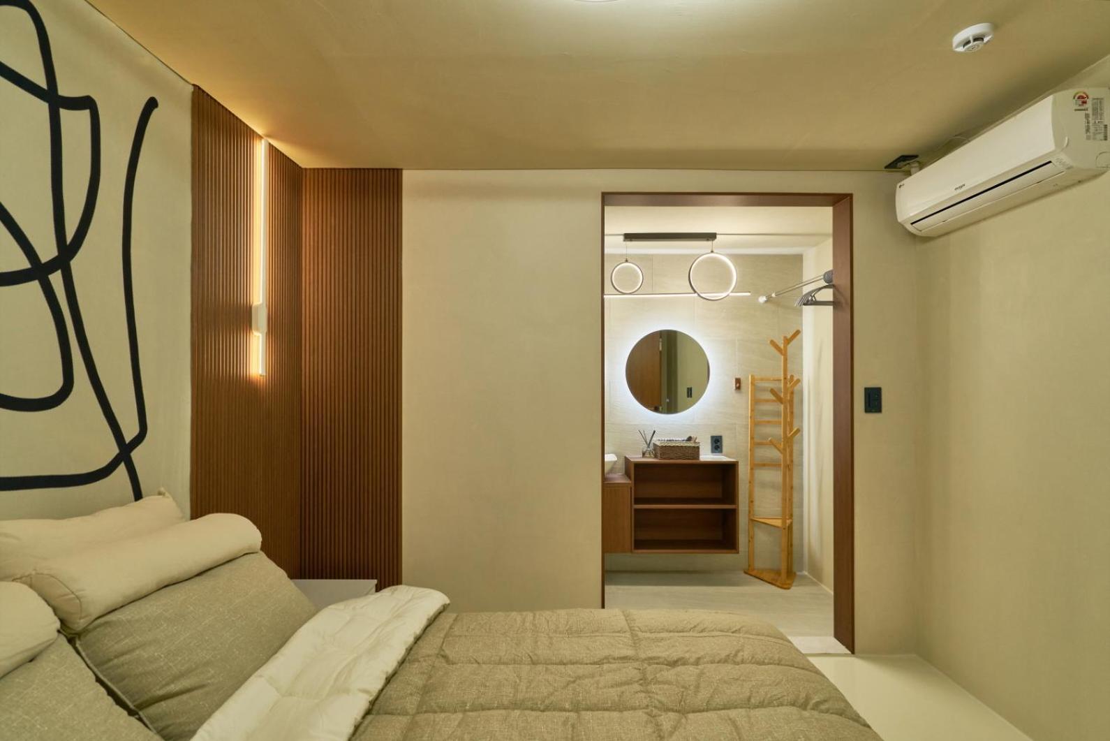 Apartment 150m From Myeongdong Station, Private Use, Style Interior, Free Korean Ramen Seoul