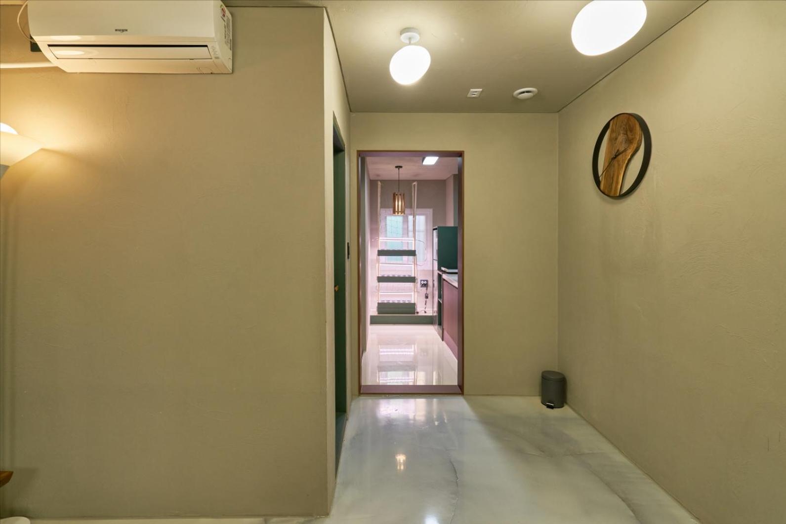 Apartment 150m From Myeongdong Station, Private Use, Style Interior, Free Korean Ramen Seoul