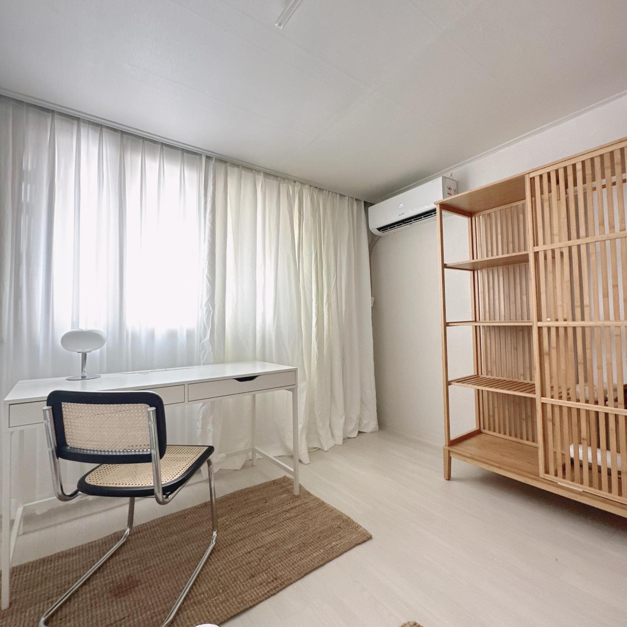Sparrow House *