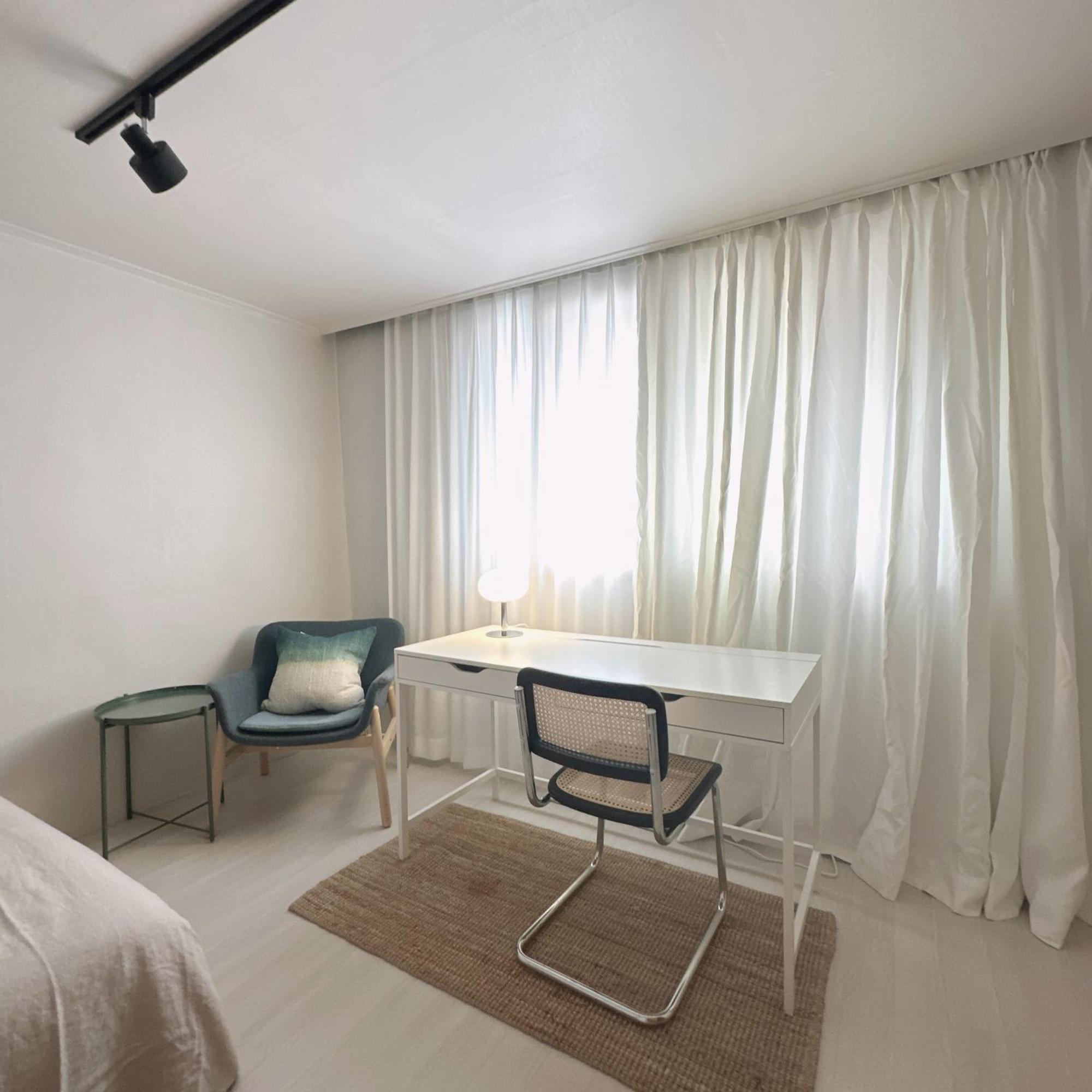 Guest house Sparrow House *