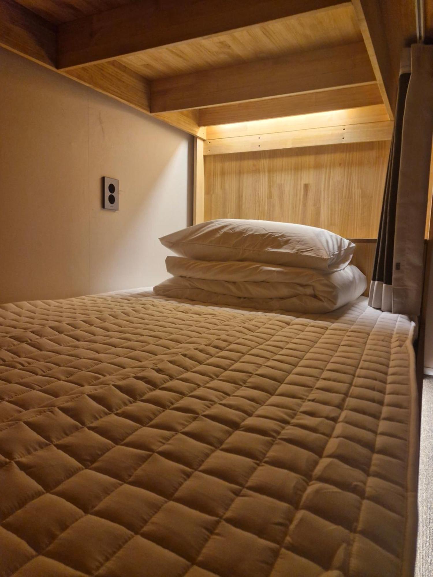Bluedot Poshtel *