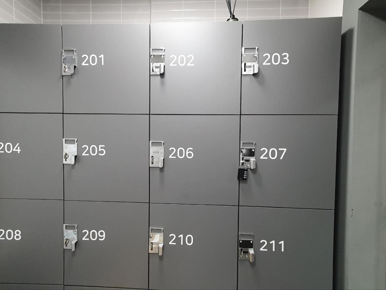 Capsule hotel Sunshinhongdeuni-men Only *