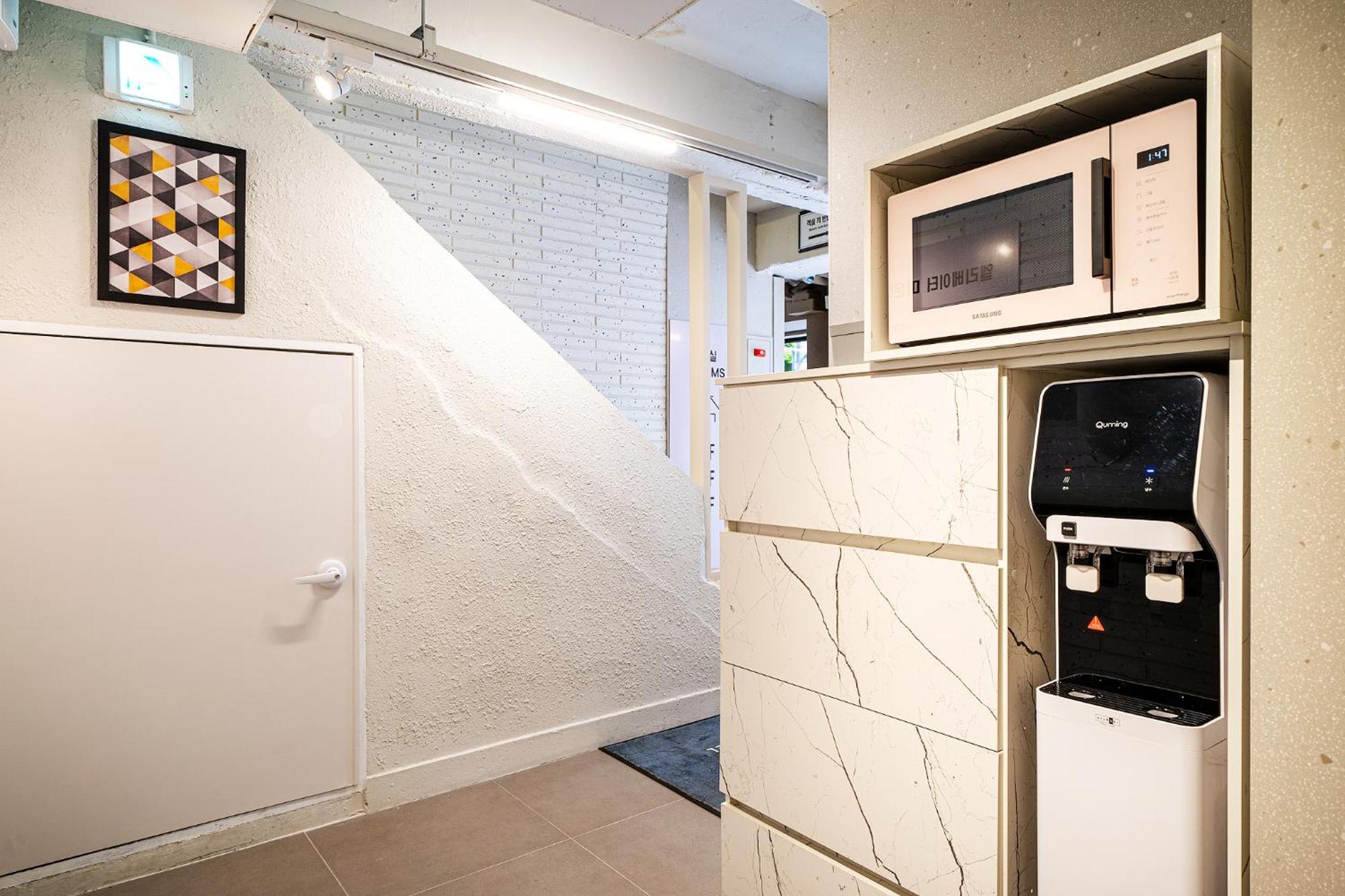 Yongsan Hotel 3*