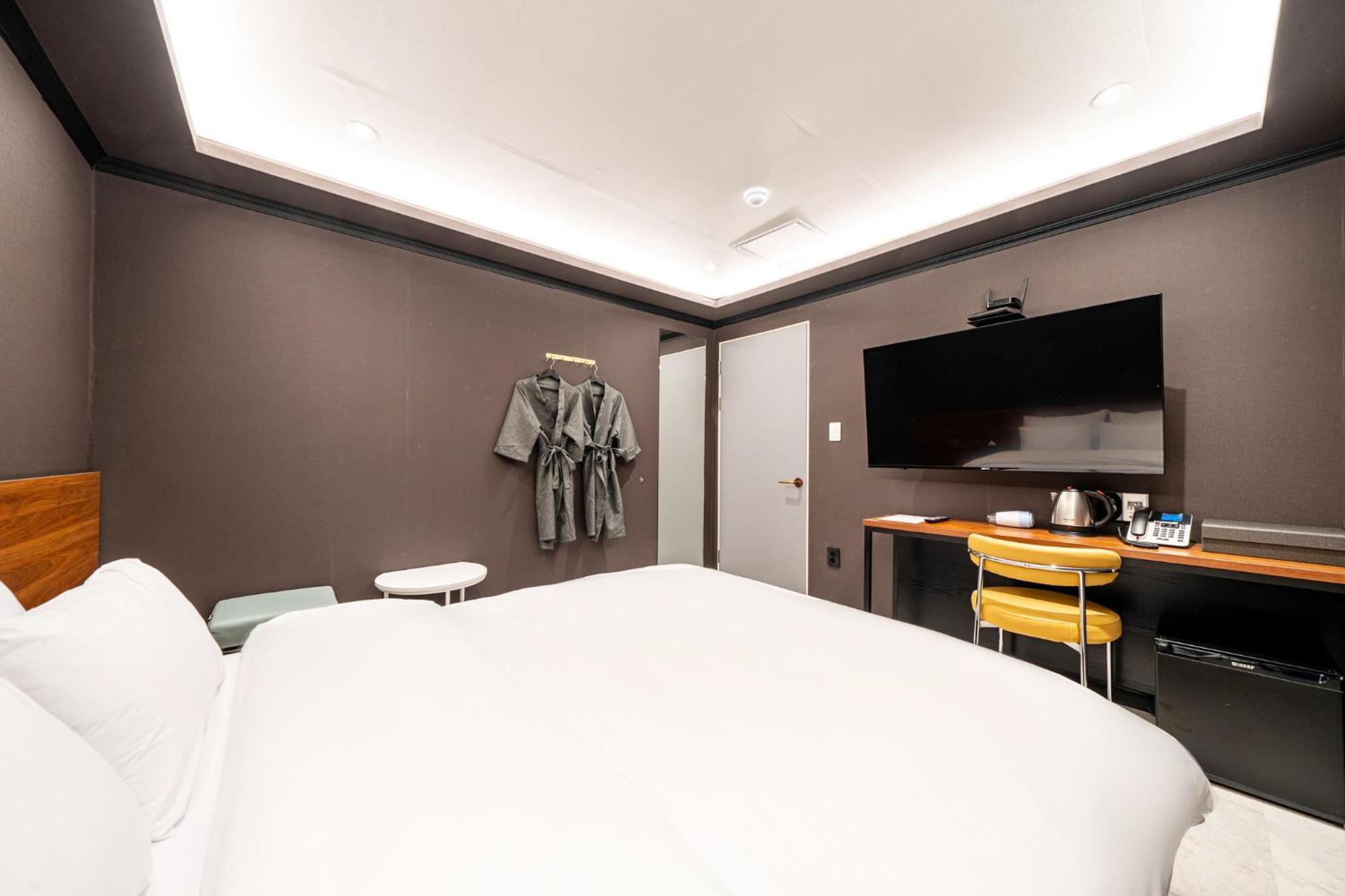 Yongsan 3*