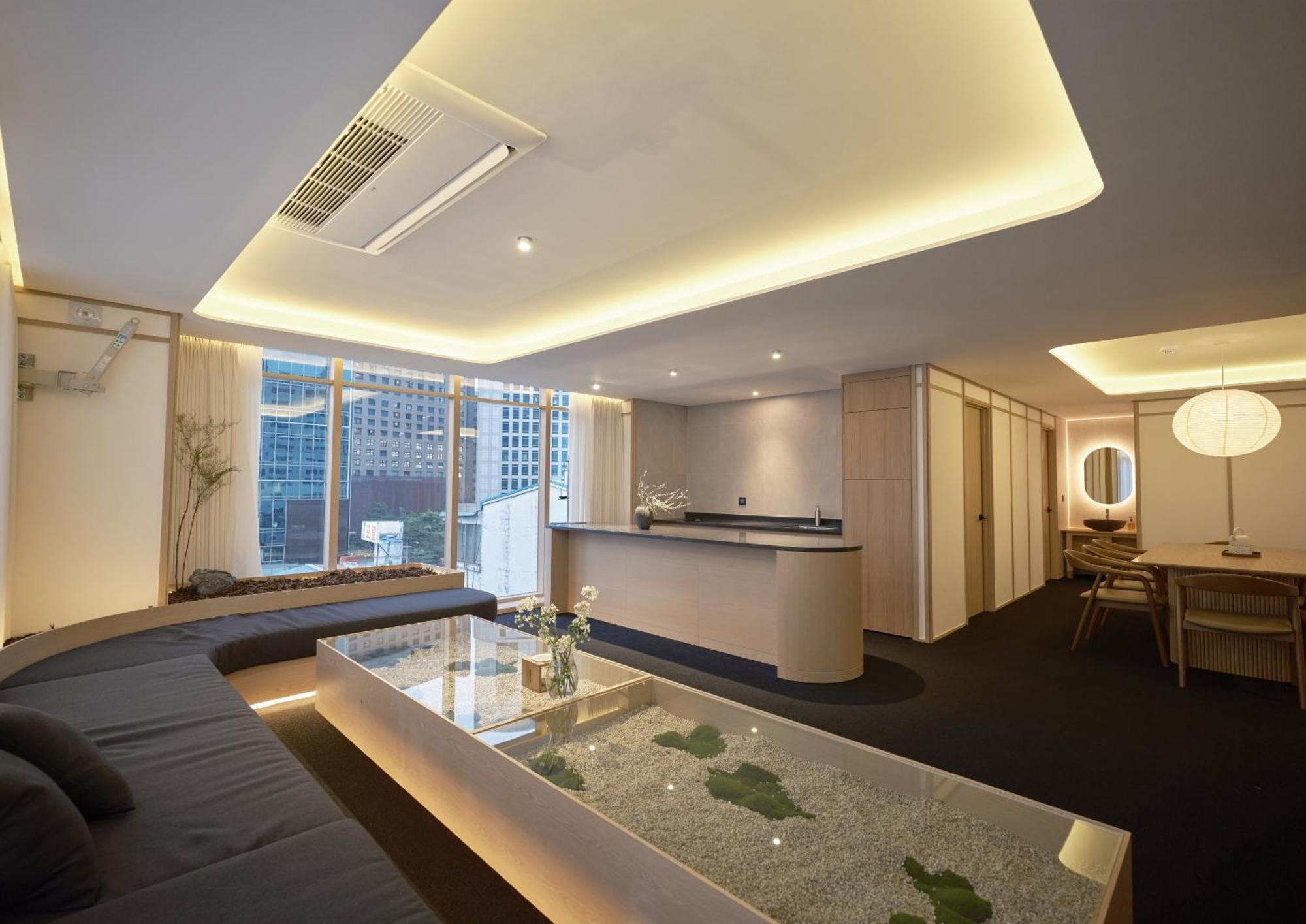 Hotel Uh Deoksugung