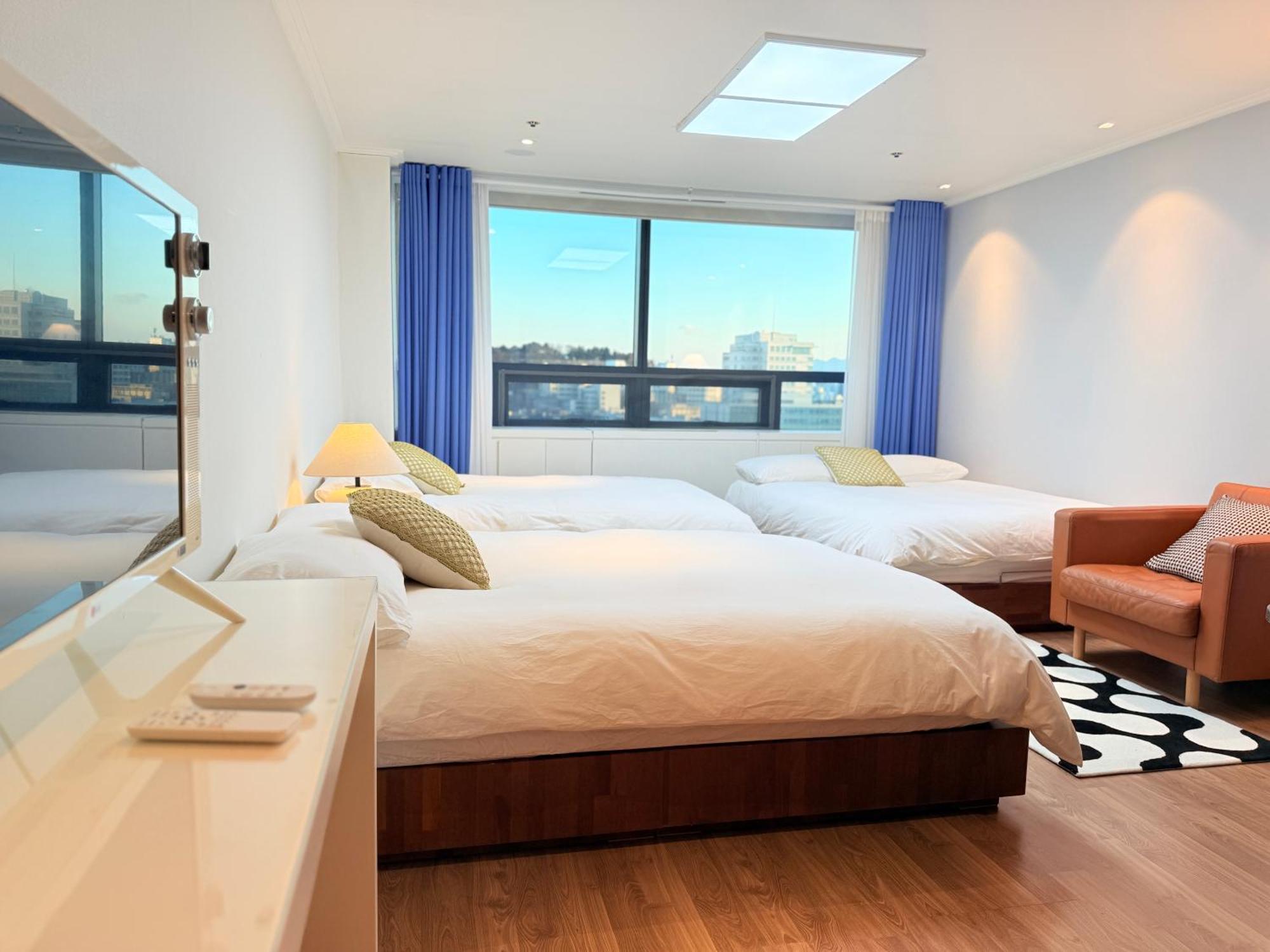 Oasis Hongdae View Guest house *