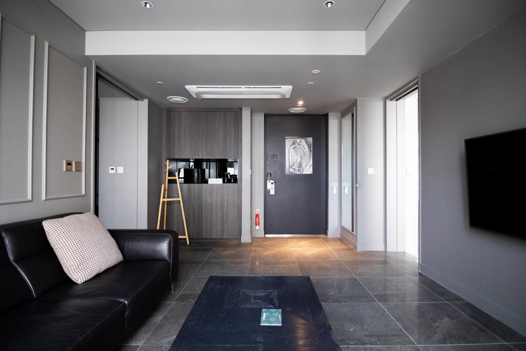 Hotel Homes Red Myeongdong