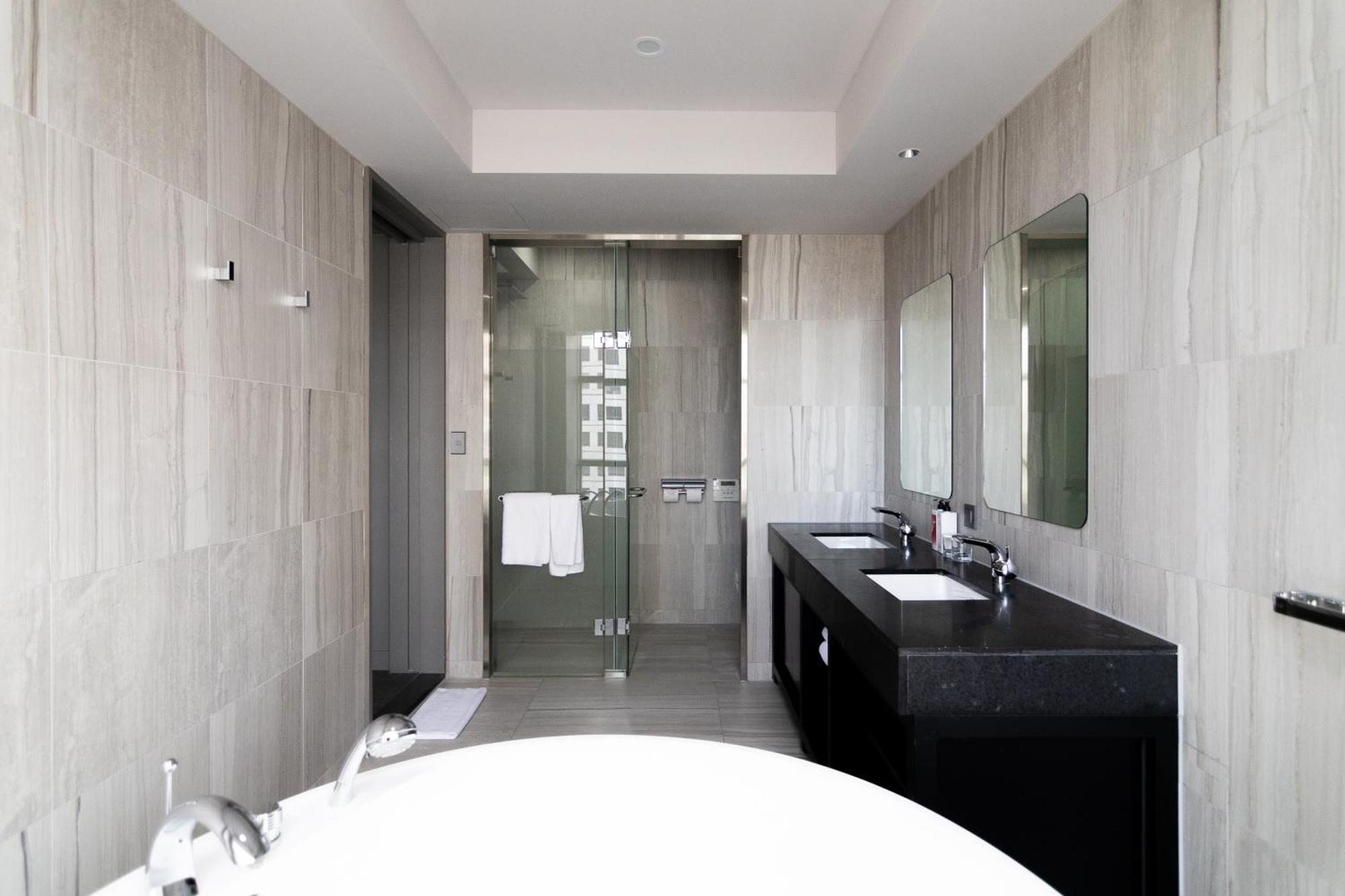 Hotel Homes Red Myeongdong 4*