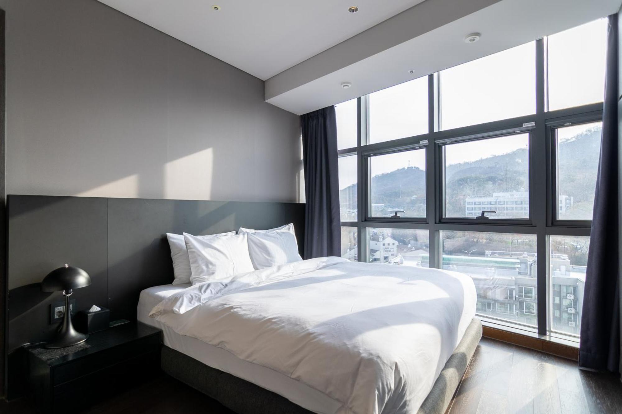 Homes Red Myeongdong Hotel