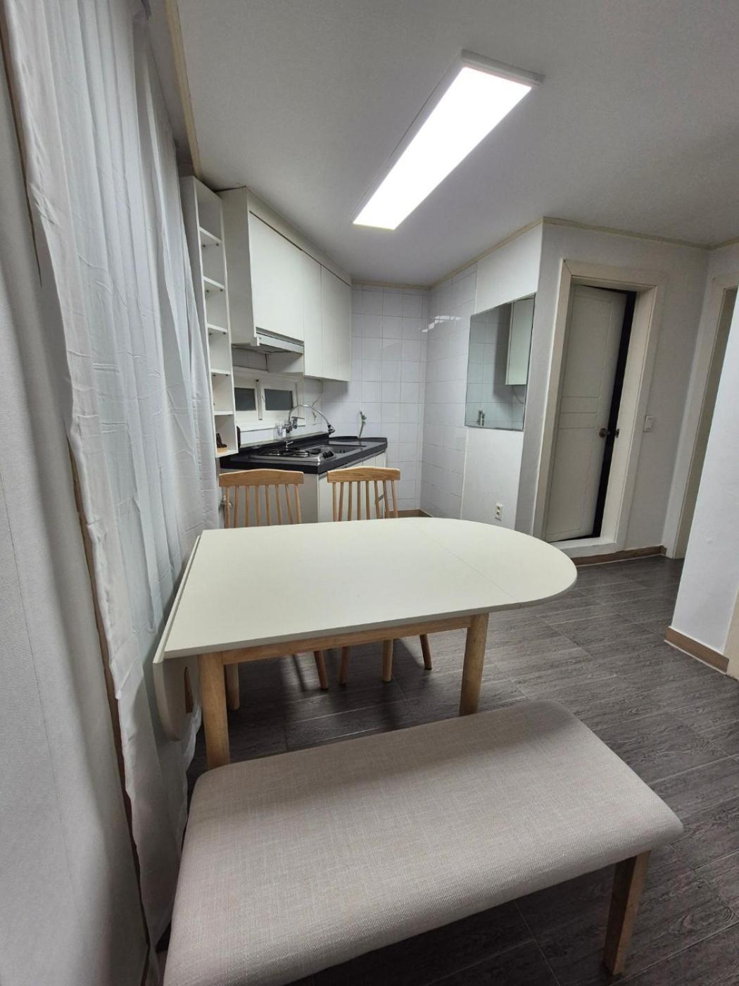 Cheongdam Zibra House Villa *