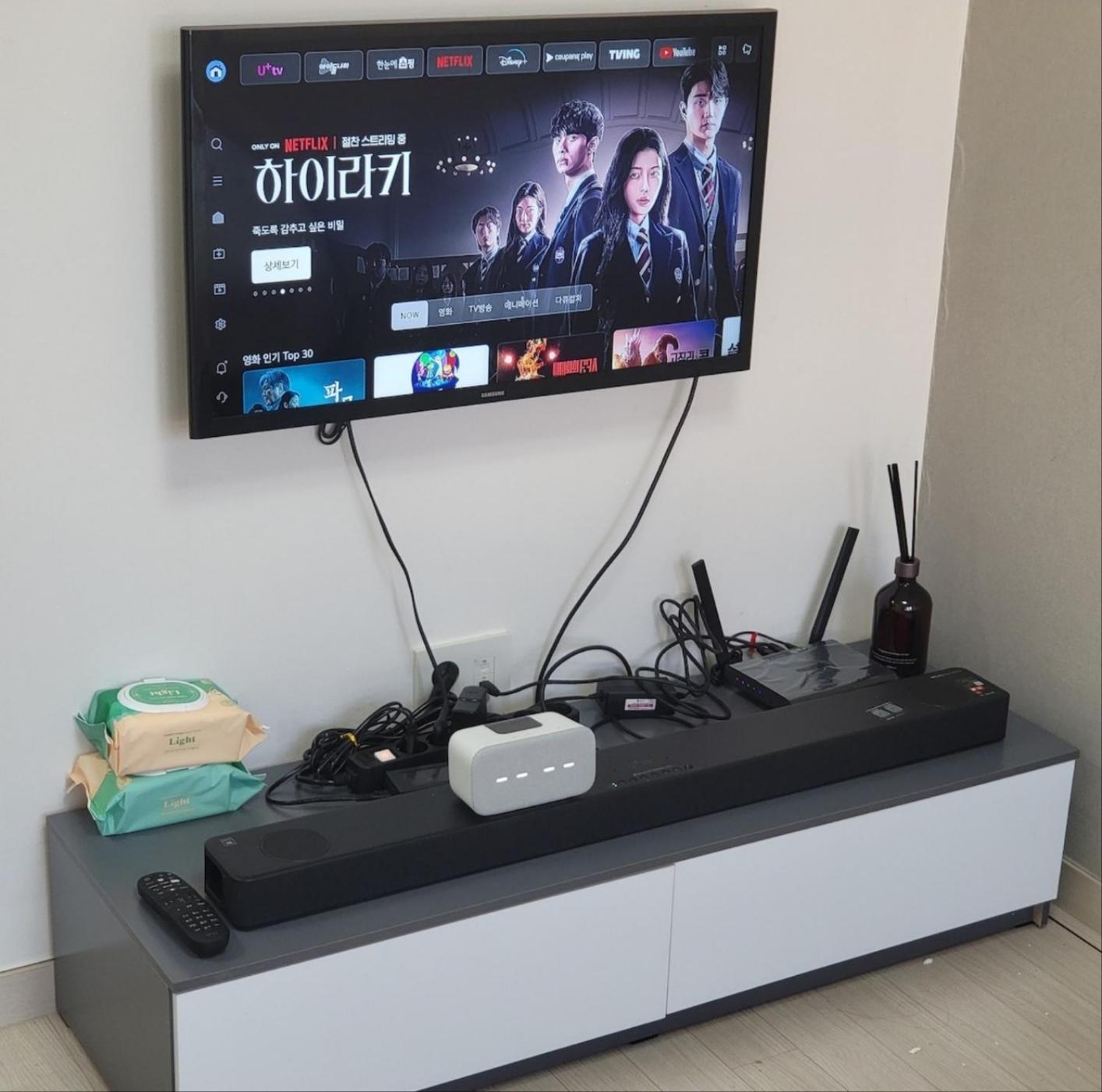 Gangnam House, Just 1 Mins From Sinnonhyeon Stn, 5 Mins From Gangnam Stn Apartment