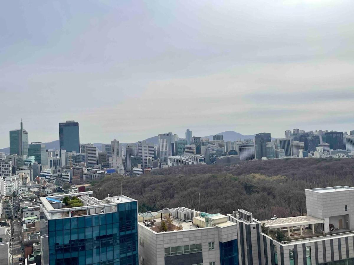 Deluxe Gangnam Modern High-rise Coex *