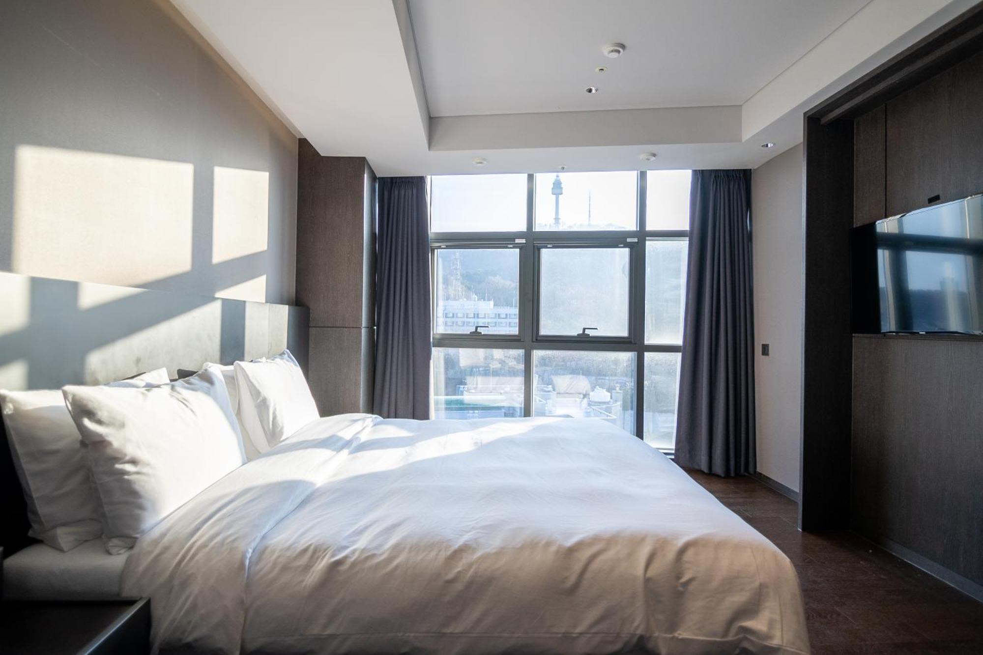 Homes Red Myeongdong Hotel