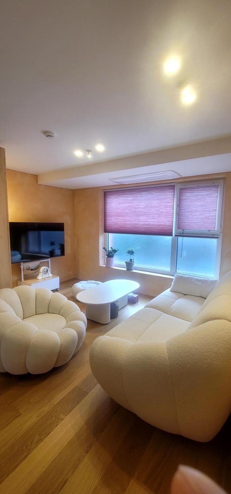Apartment Palm Tree Myeong-dong 301 *