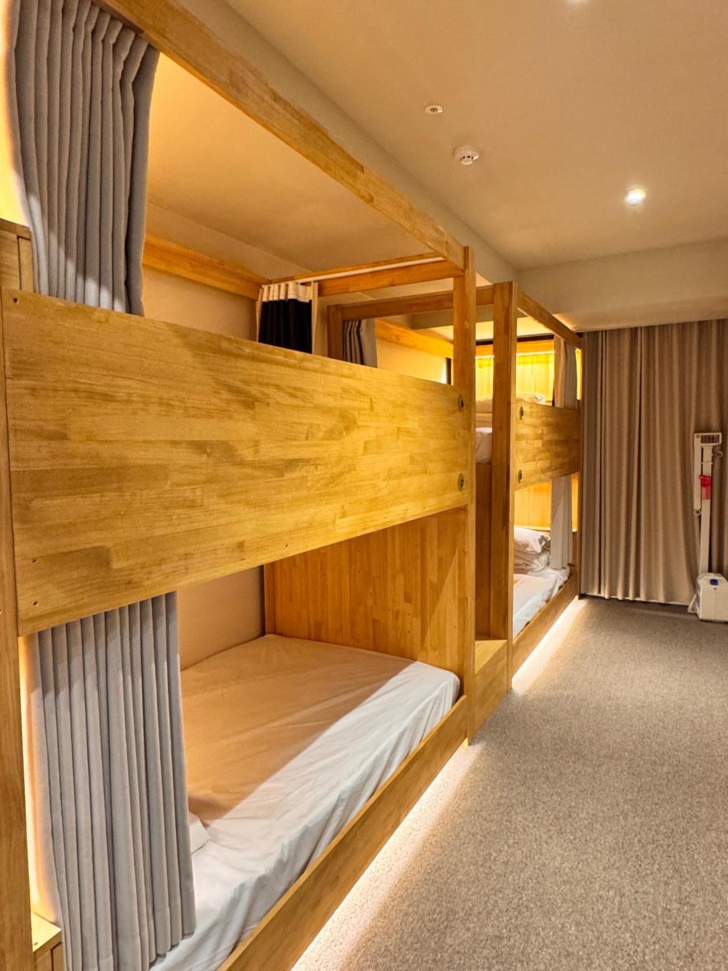 Bluedot Poshtel Hostel