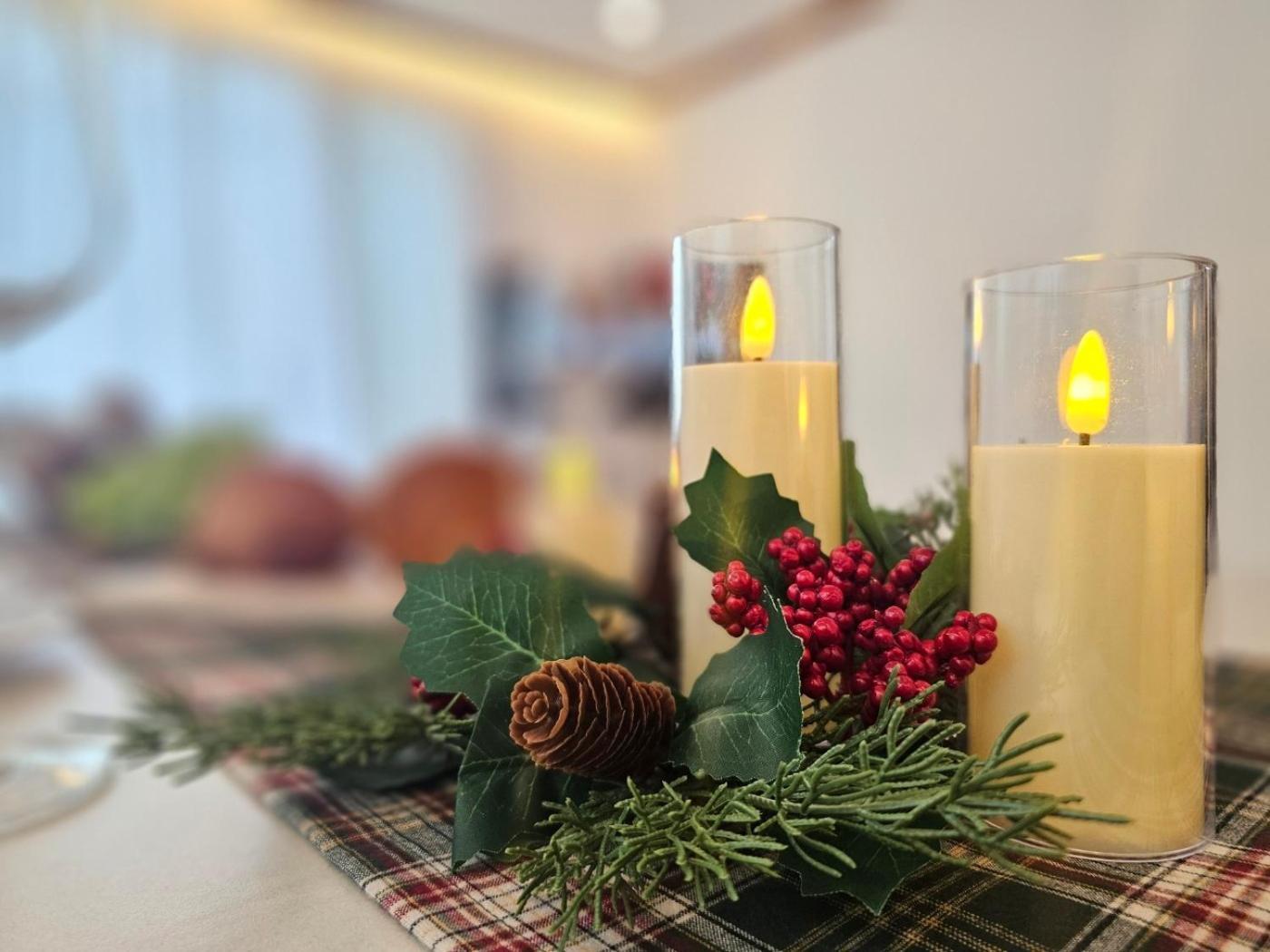 Apartment #new Open Sale#1 Stop To Hongdae Subway#3room 4bed 2bathtoom#cozy Rooftop#free Luggage Keeping#free Parking#close To K-pop Studio#many Restaurants Seoul