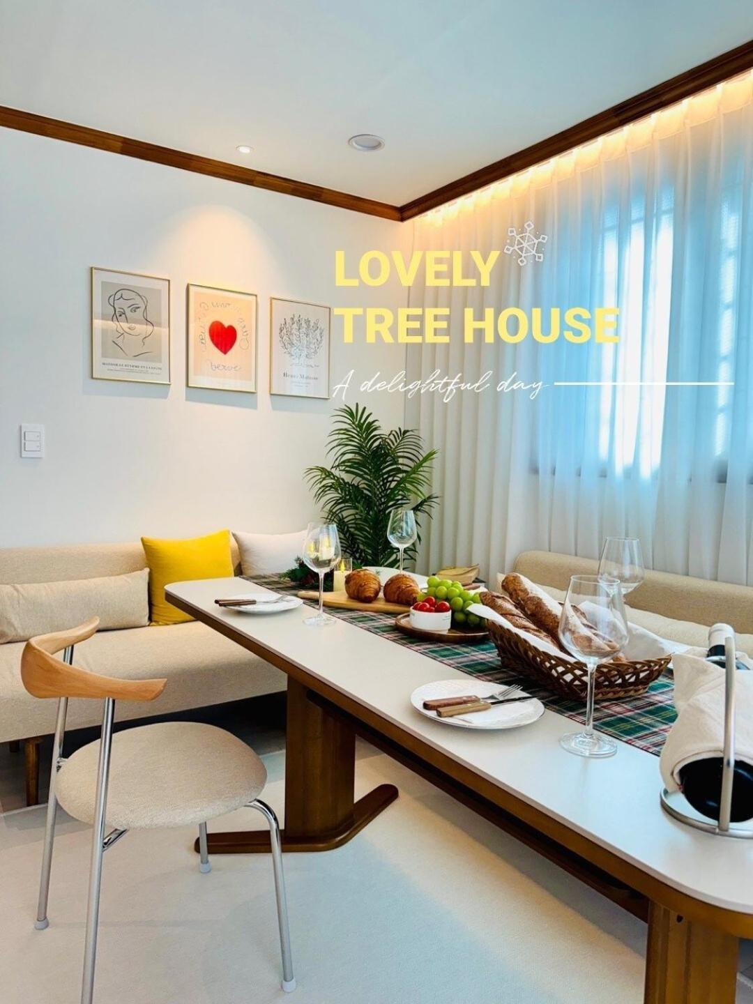 Apartment #new Open Sale#1 Stop To Hongdae Subway#3room 4bed 2bathtoom#cozy Rooftop#free Luggage Keeping#free Parking#close To K-pop Studio#many Restaurants *