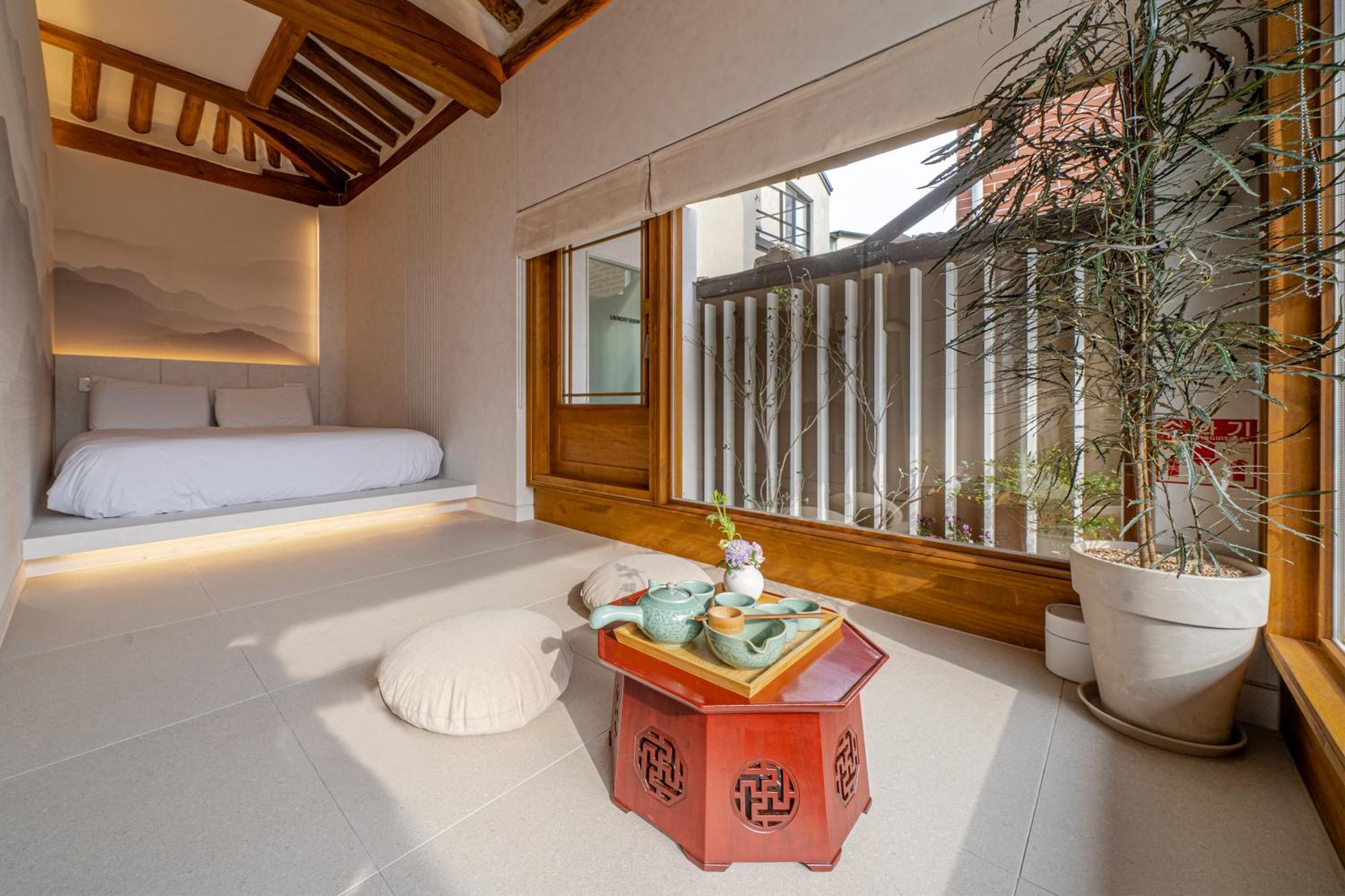 Apartment Premium Hanok Memorystay Hyoja Seoul
