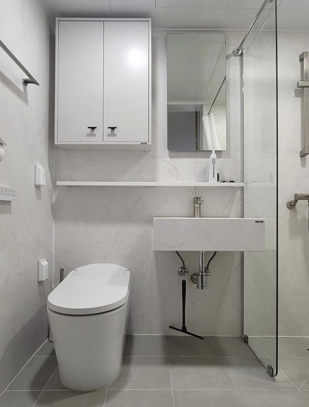 Apartment Palm Tree Myeong-dong 301 *