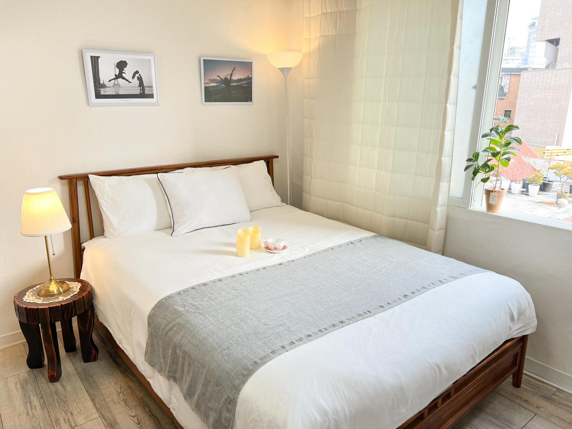 Apartamento The Cozy Nonhyeon, Gangnam Eonju Station 5 Min, 2 Bedrooms, Premium Beds, Value For Money, Biz Trip *