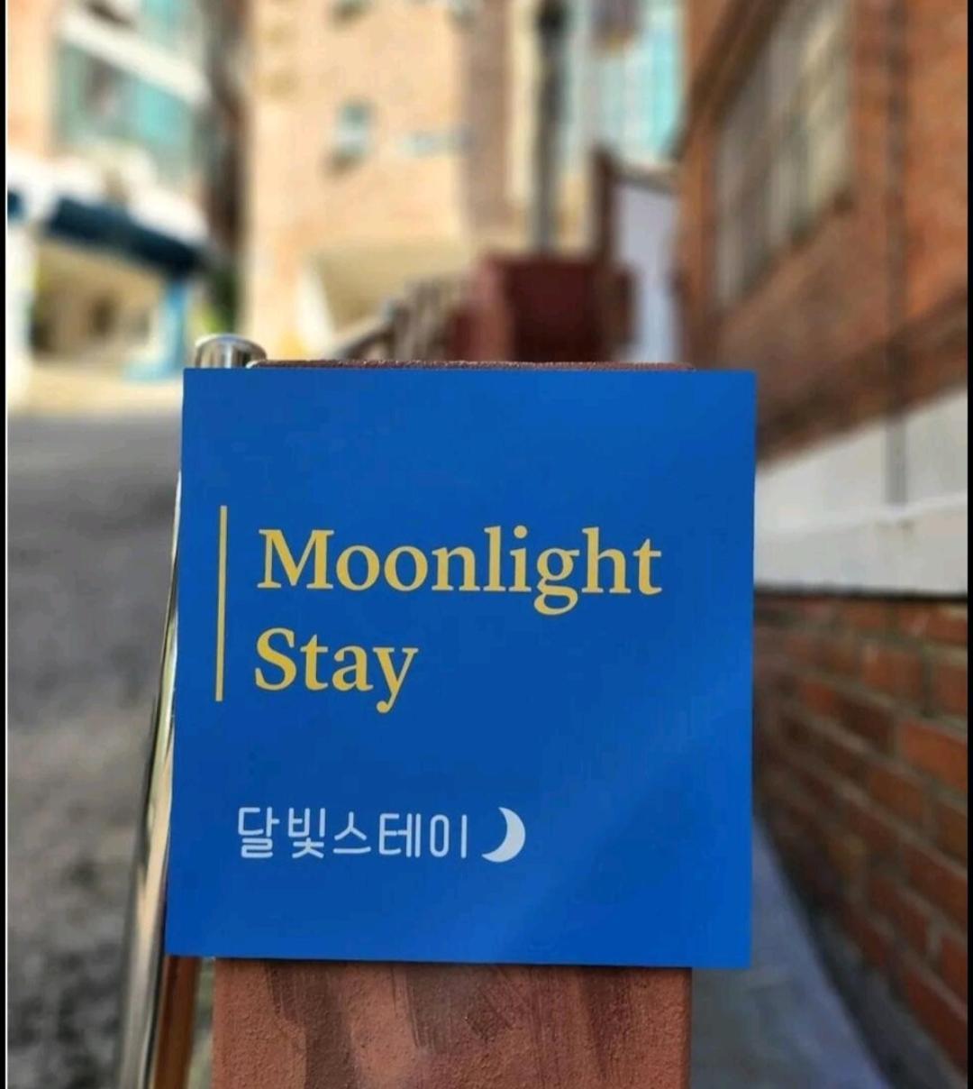 Moonlight Apartment *