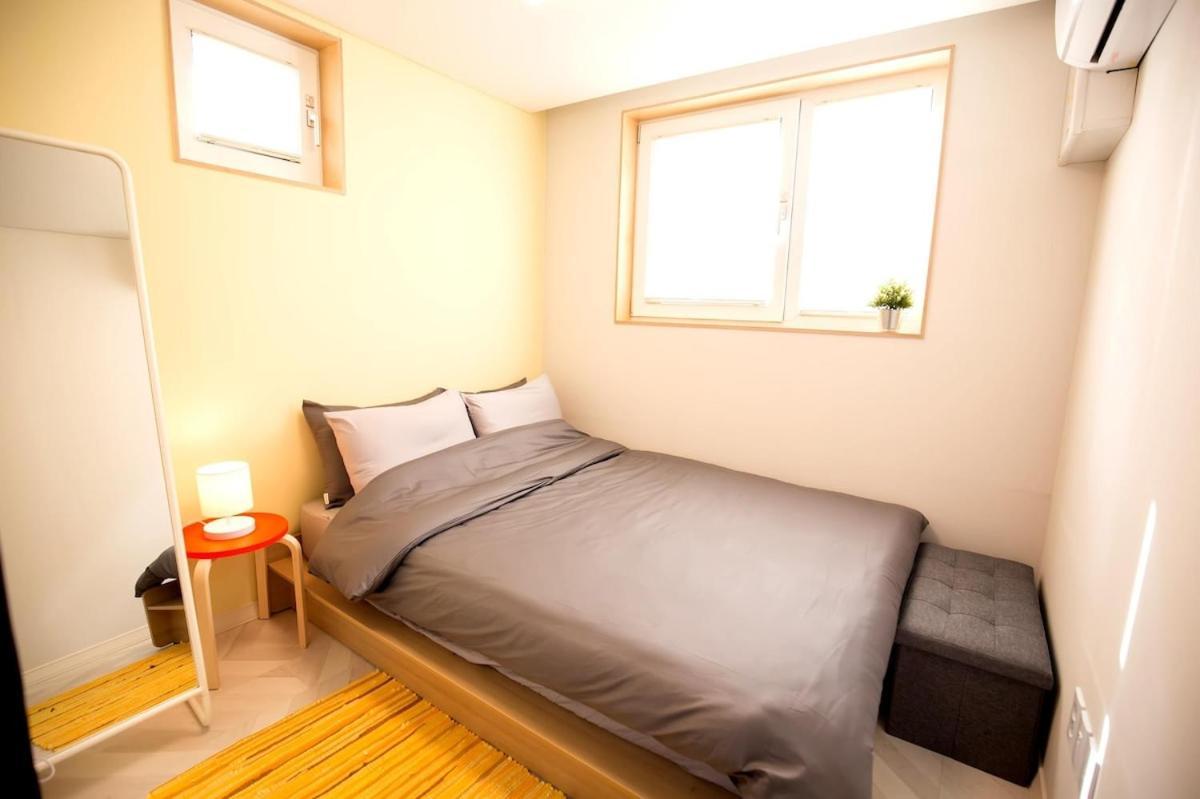 Apartment Cozy Near Hongdae Sogang Ewha Seoul