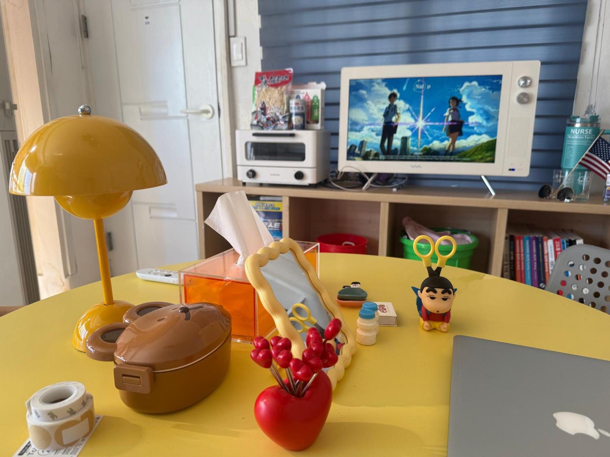 Allie House In Sinchon Seoul