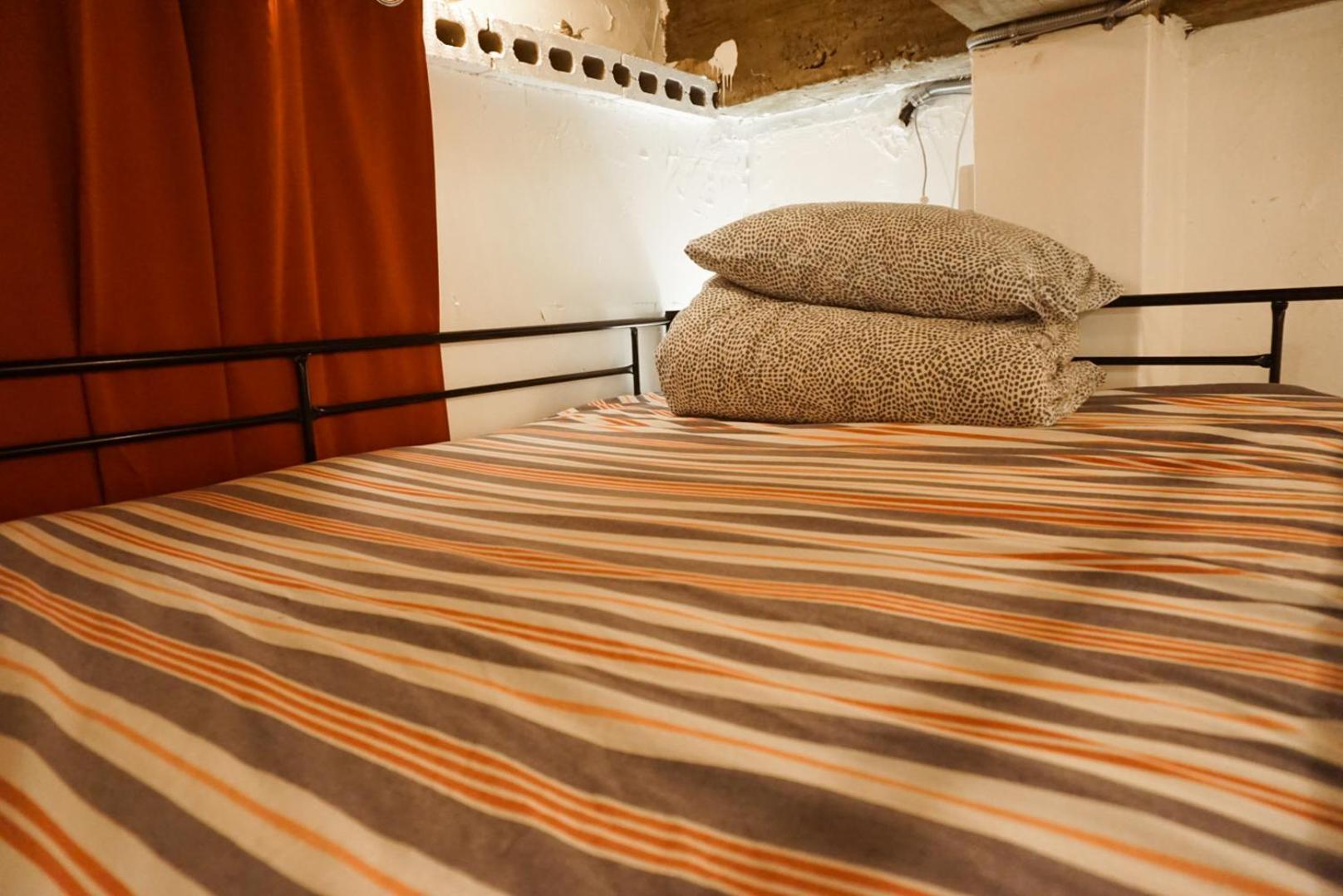 Hostel Space Ara