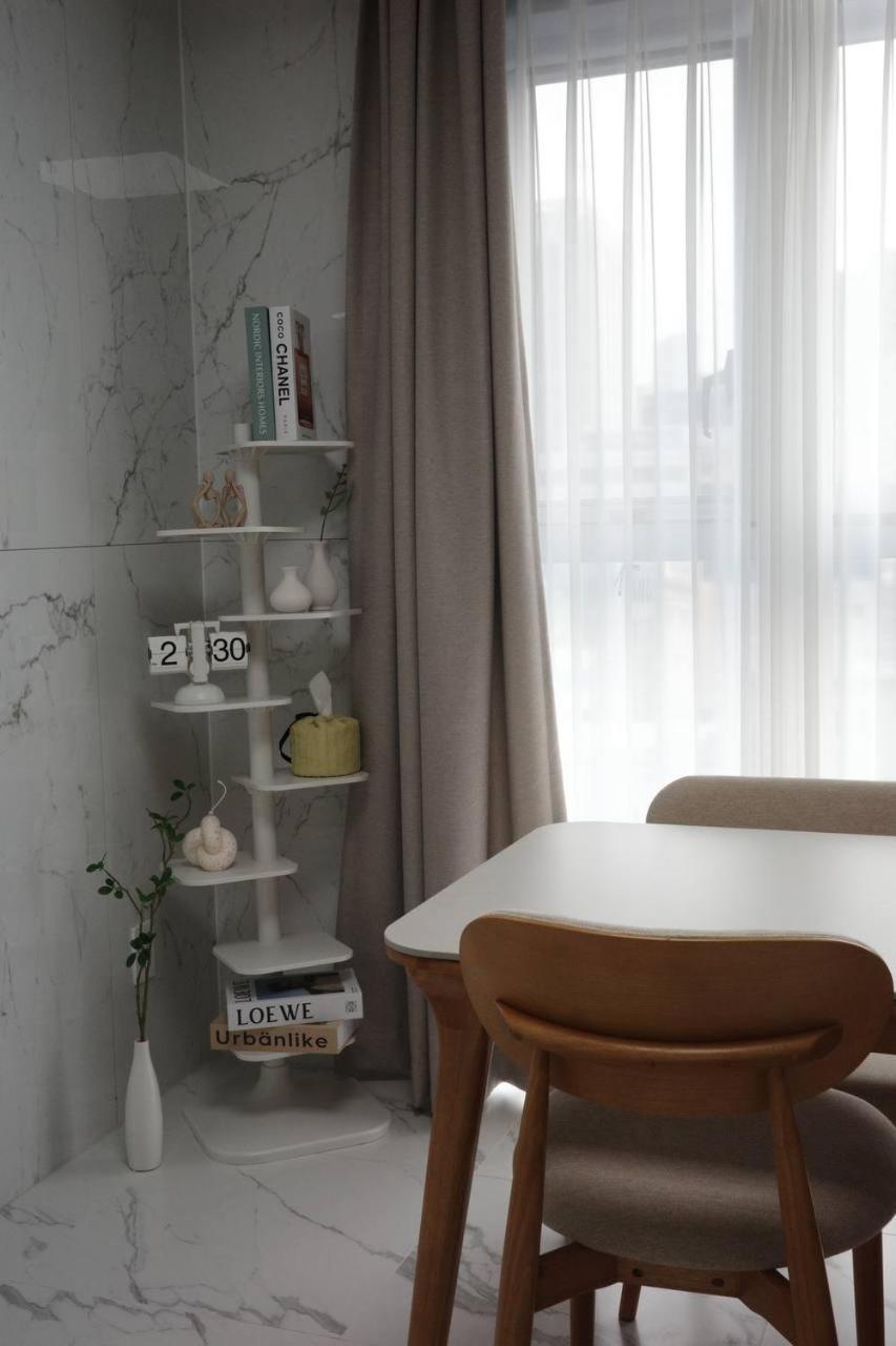 Our Season Apartment Seoul