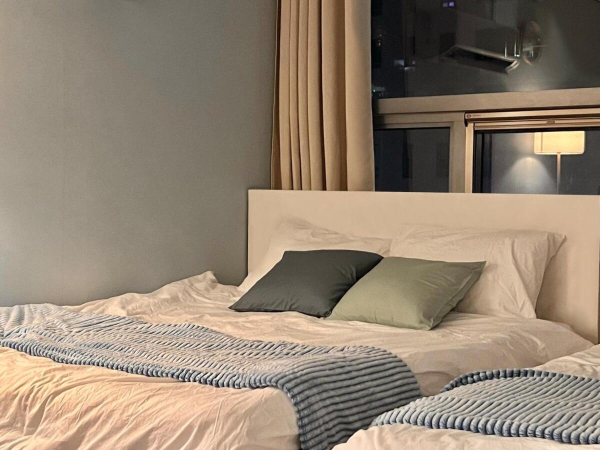 Warm 1 Min From Gangnam Seoul