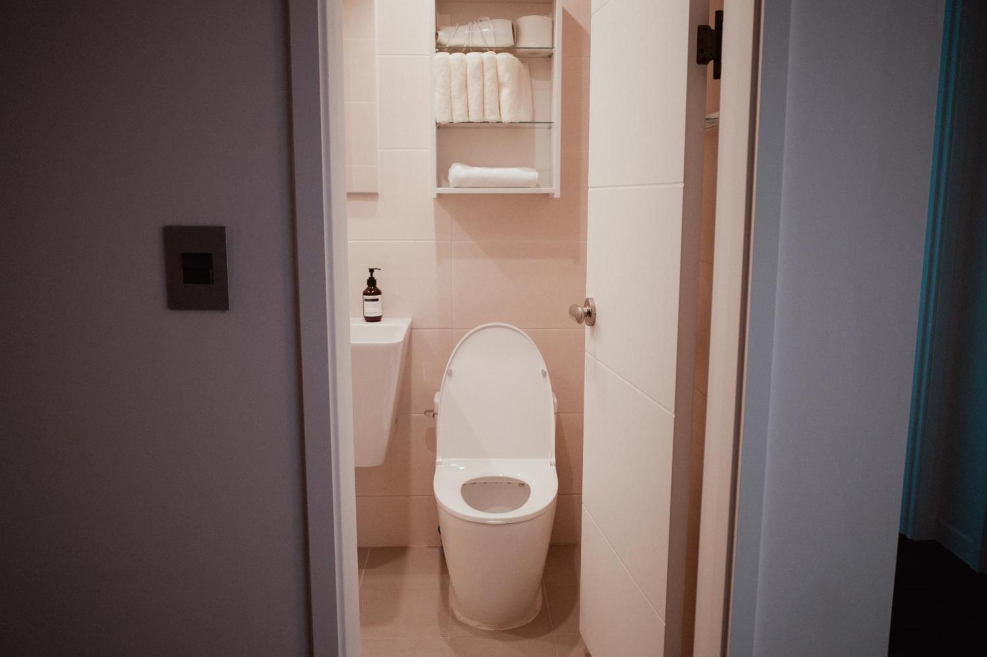 By Little Cloud Apartment Seoul
