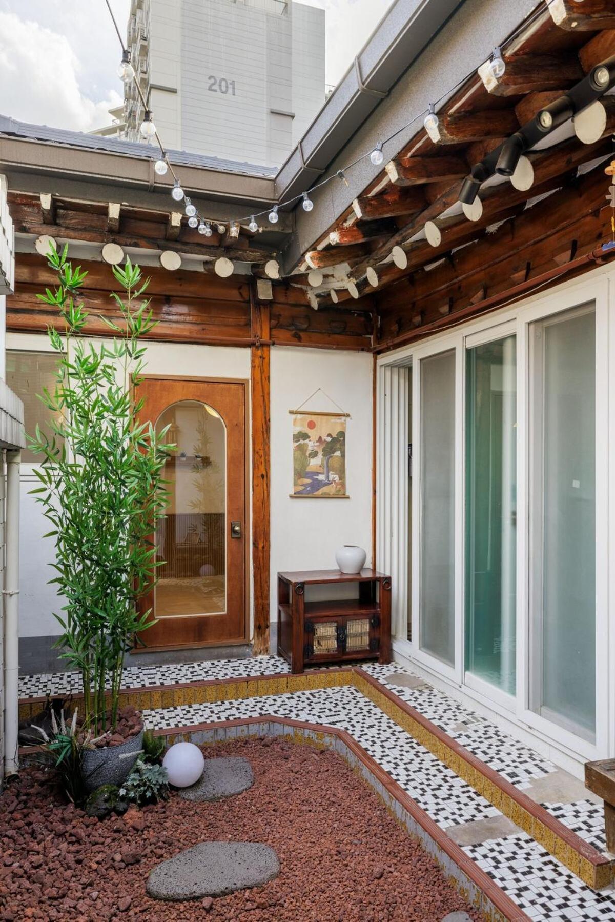 Apartment Hanok Private House With Frond Yard *